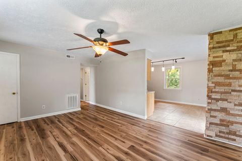 105 Pheasant Hollow Rd Dickson TN 37055