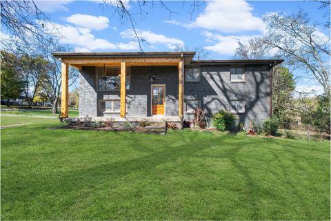 Photo of 127 Veebelt Dr, Hendersonville, TN 37075 (MLS # 3214045)