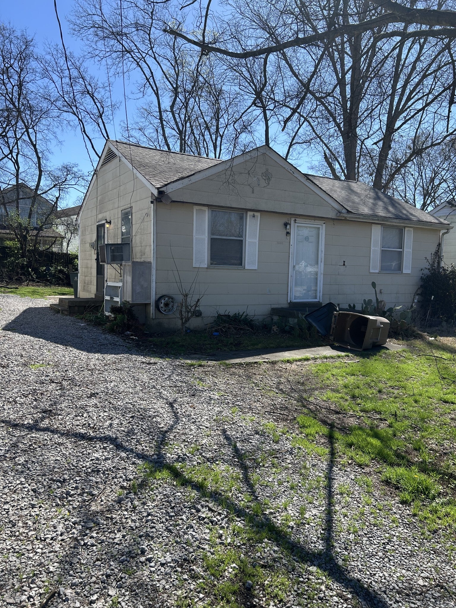 2-bed listing at 1002 Trice Dr, Nashville