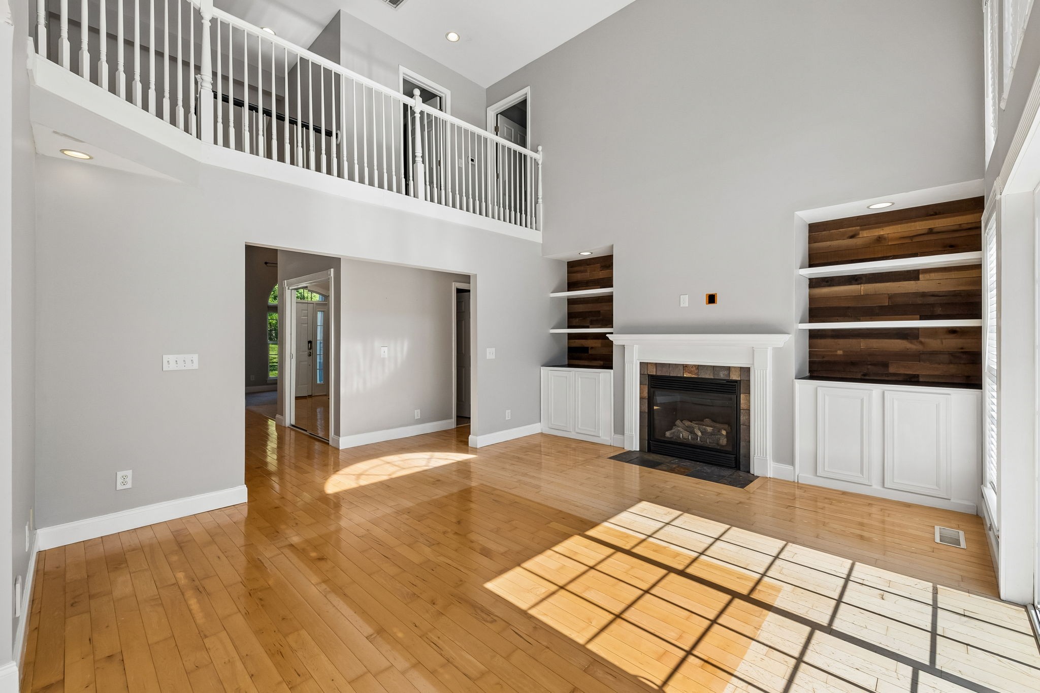 450 Bonnie Valley Dr