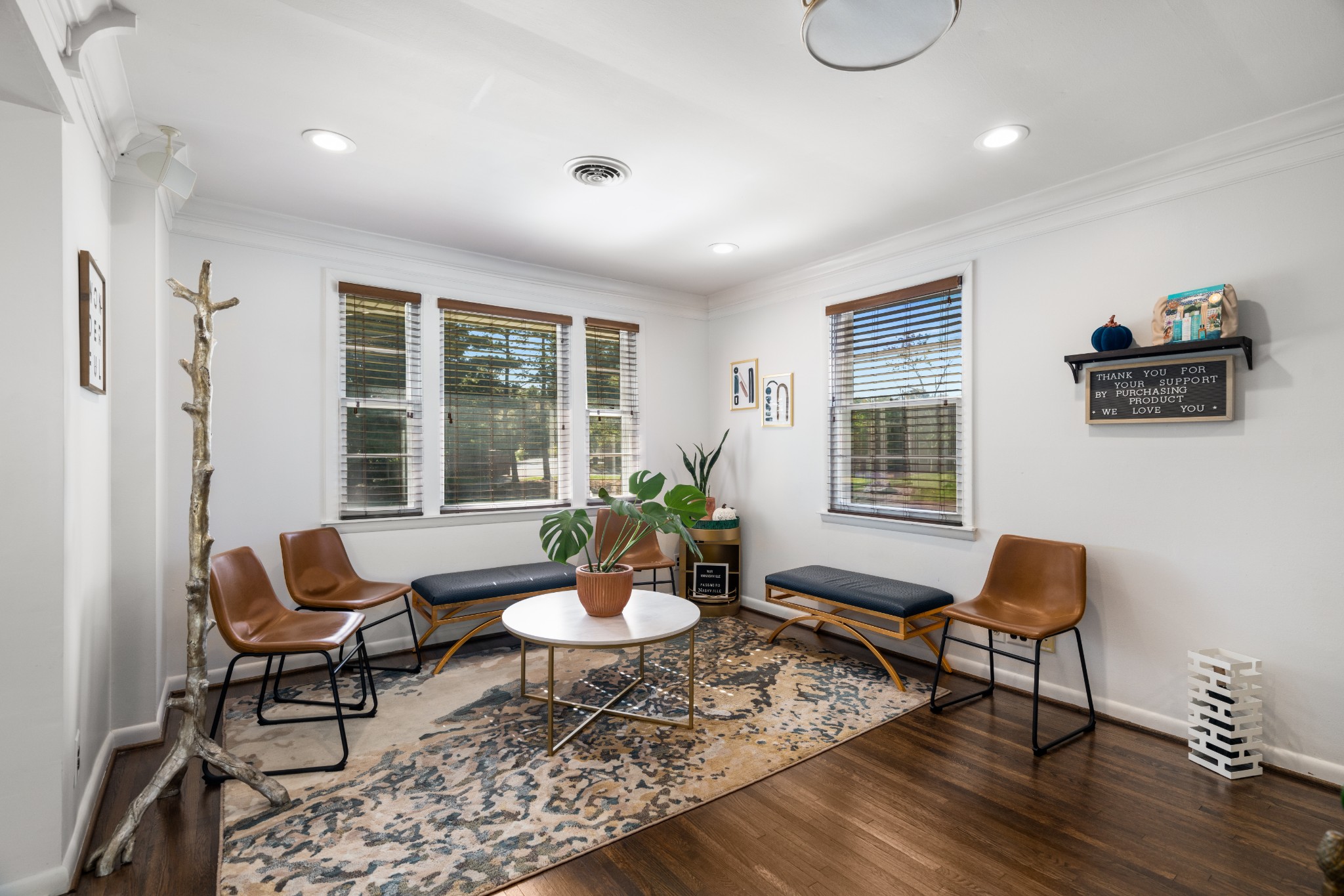 2898 Elm Hill Pike