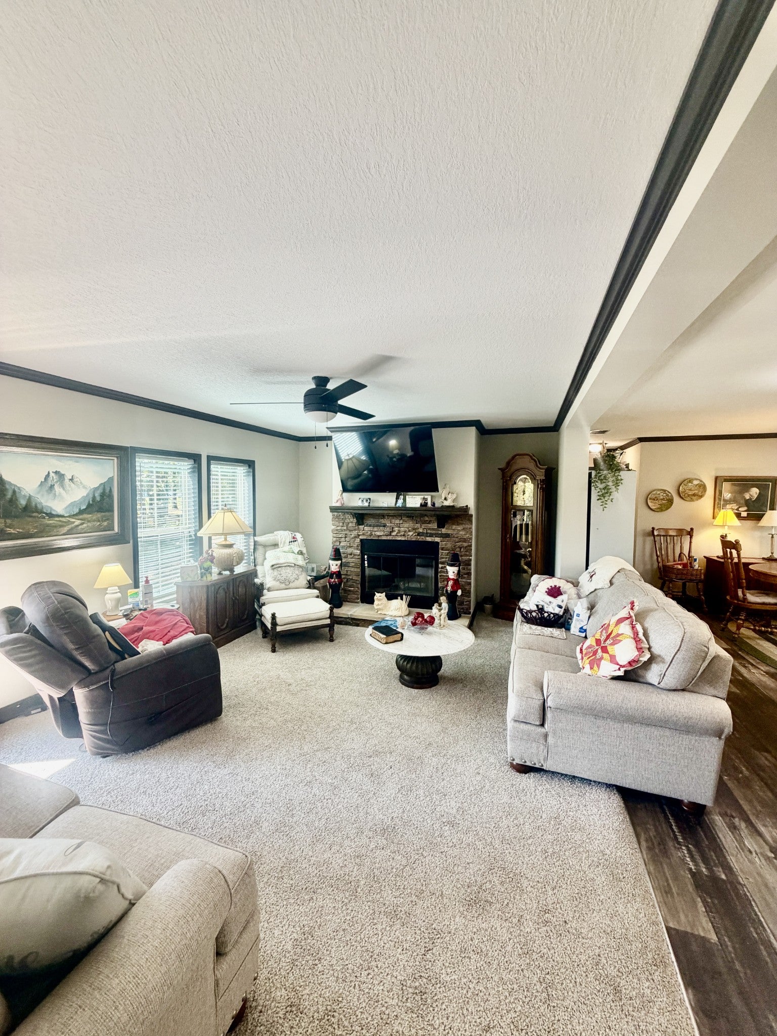 24 Fleeman Rd