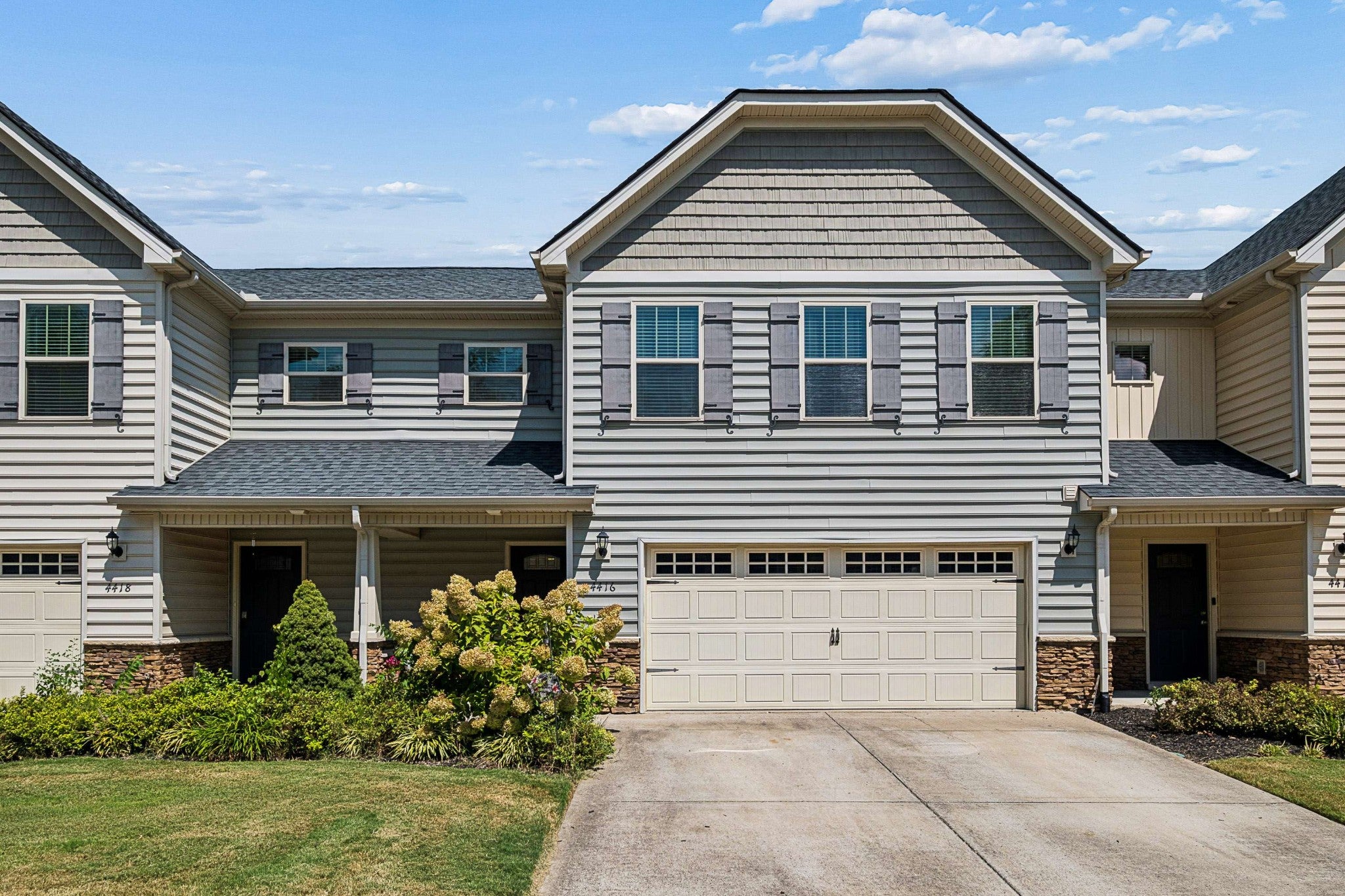 4416 Sunday Silence Way