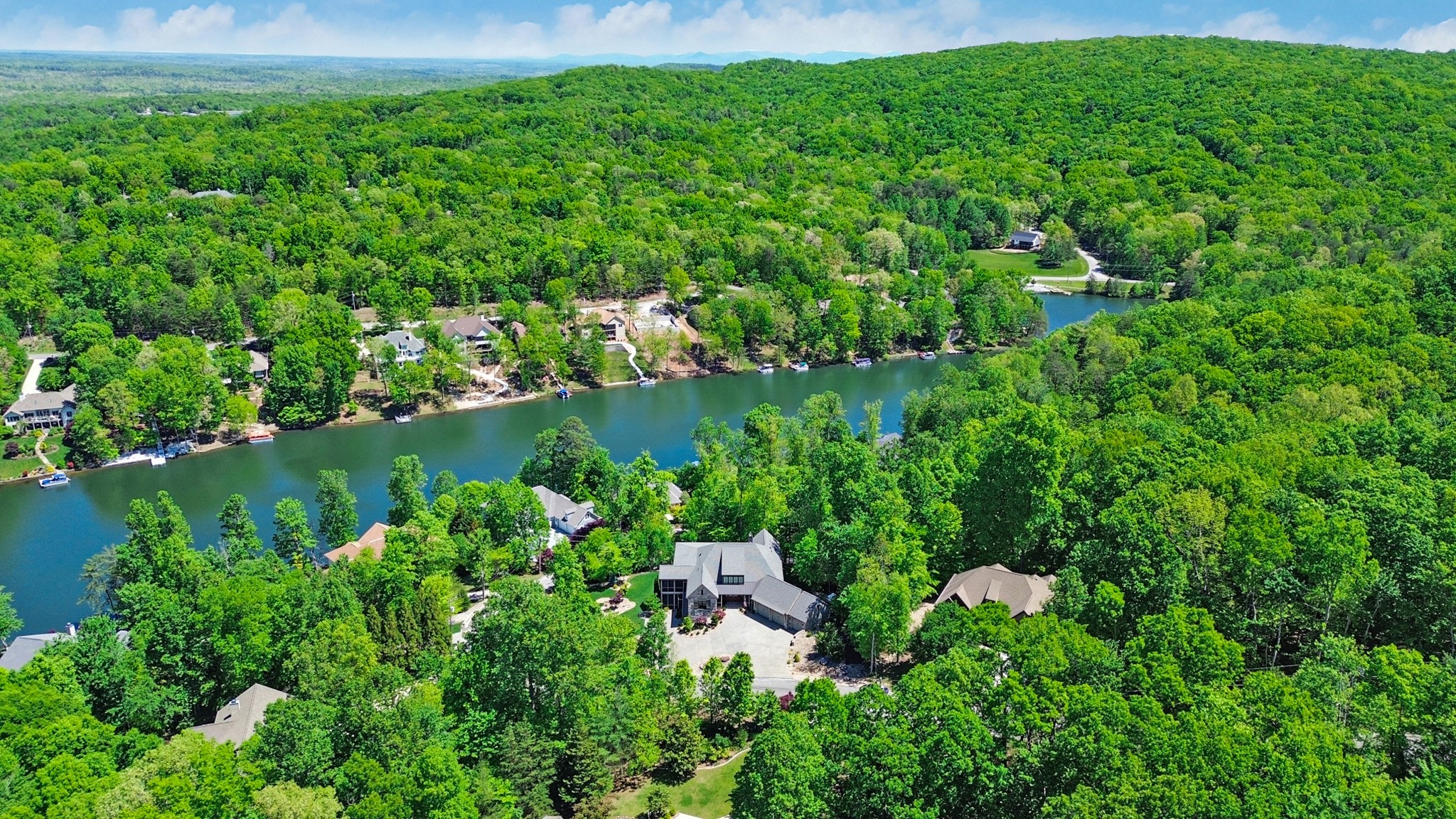 142 Pineridge Loop