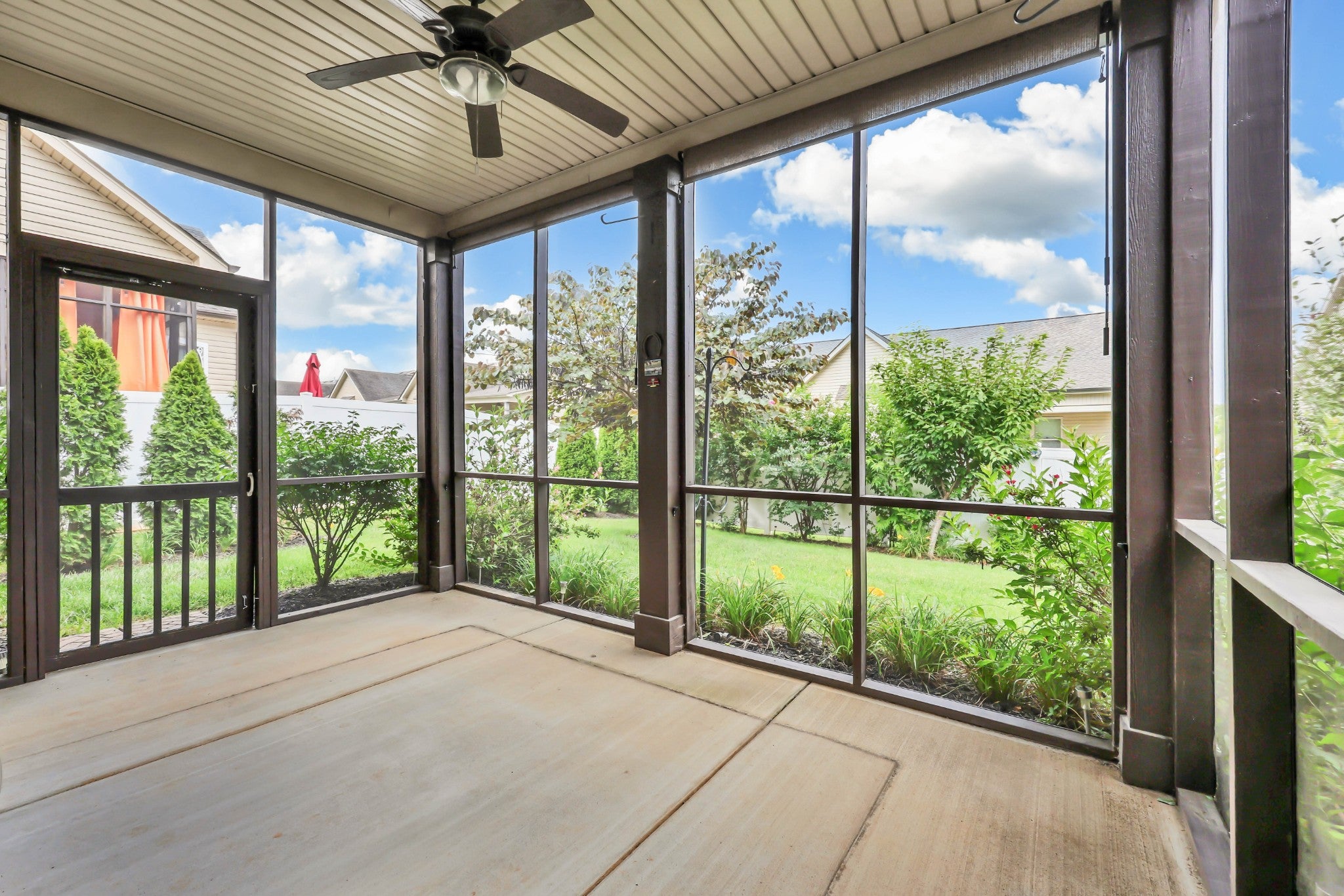 330 Turnberry Cir