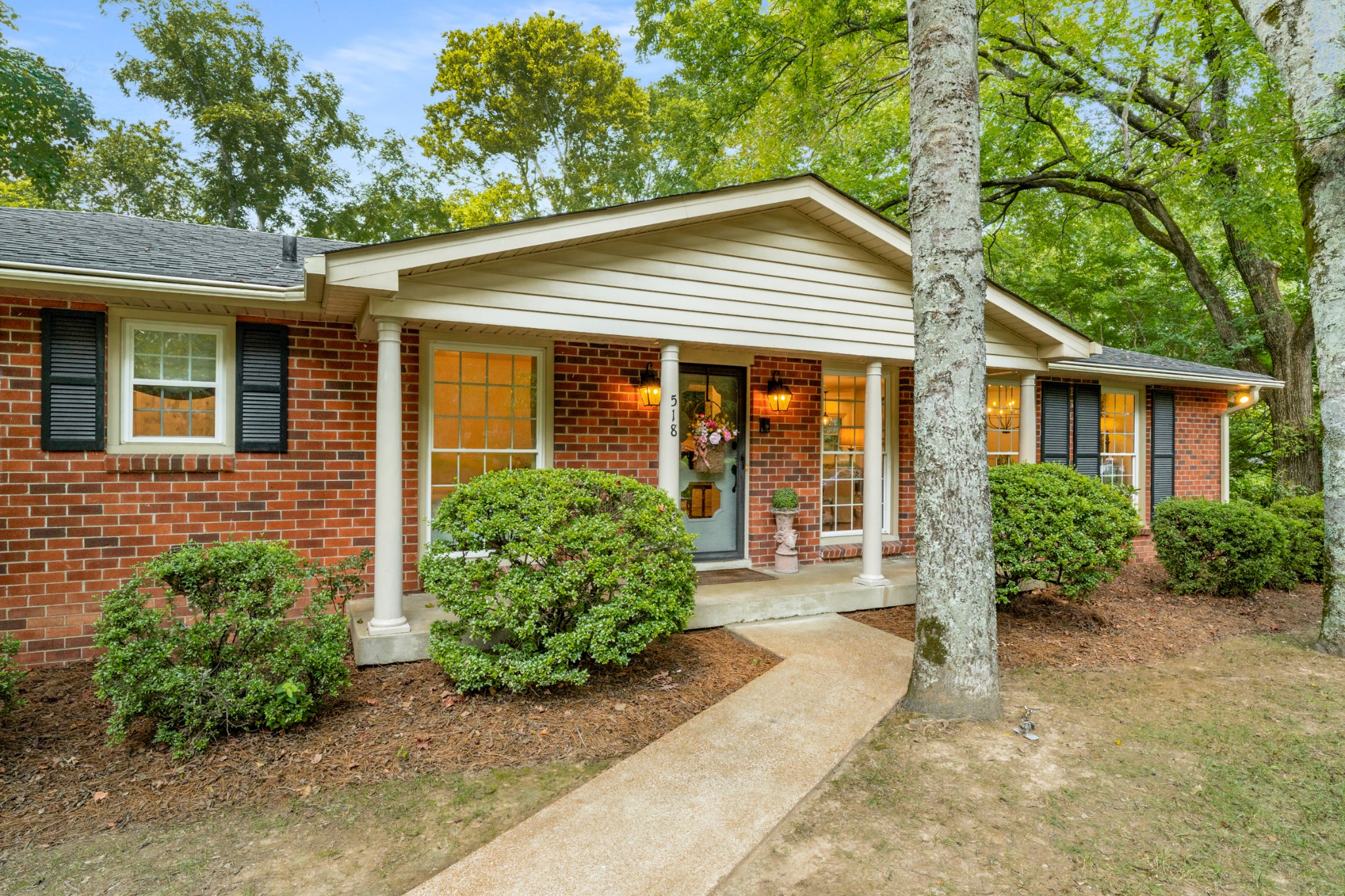 518 Woodhurst Dr