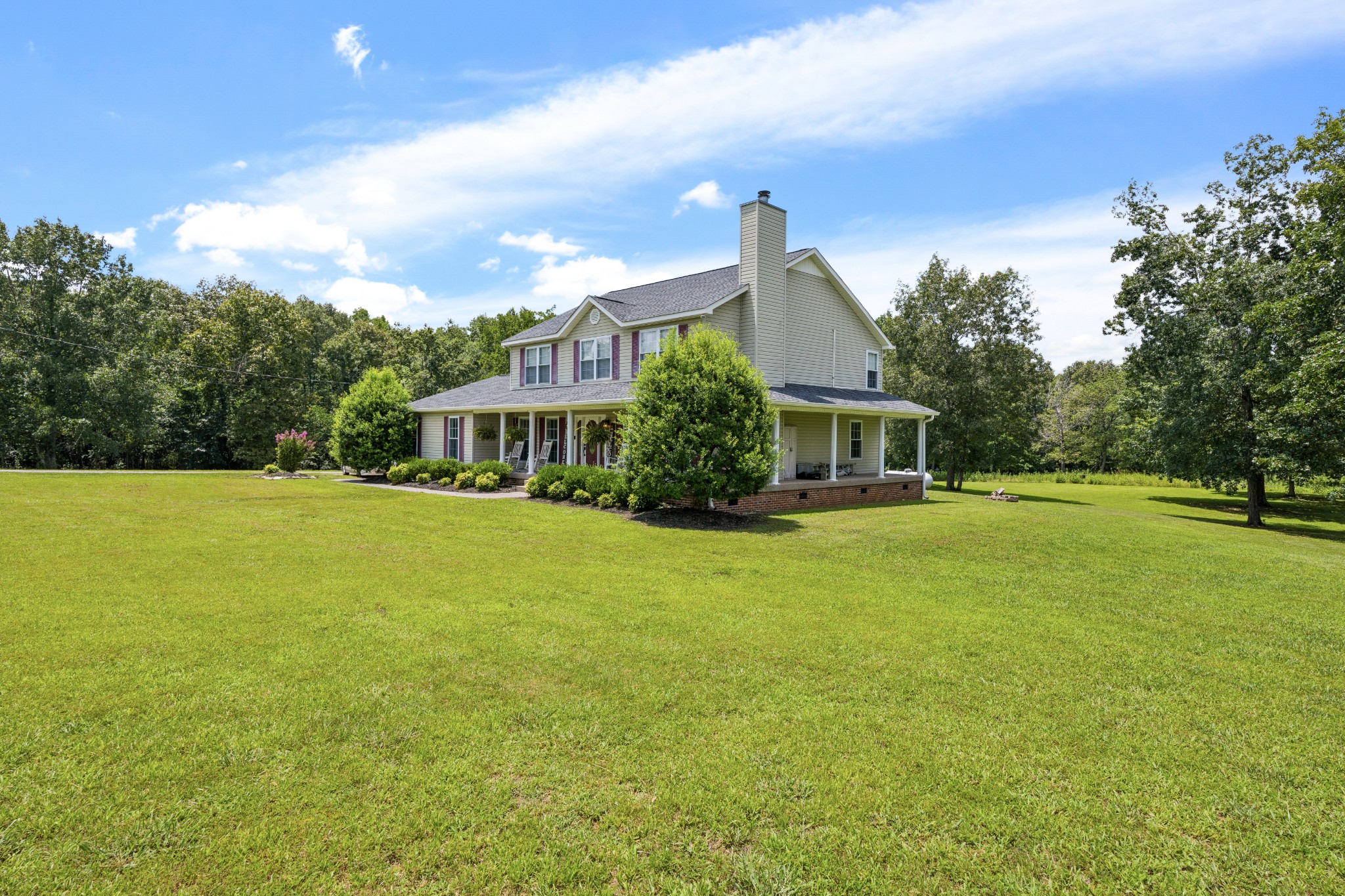 2125 Paradise Dr