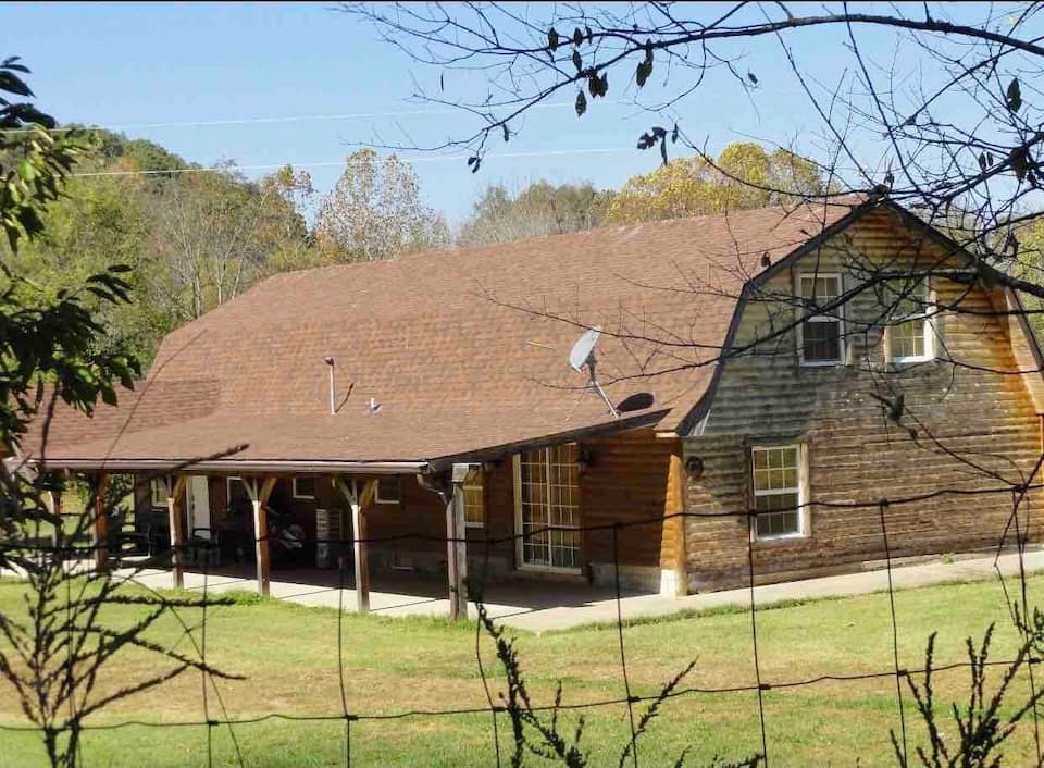 361 Smith Rd