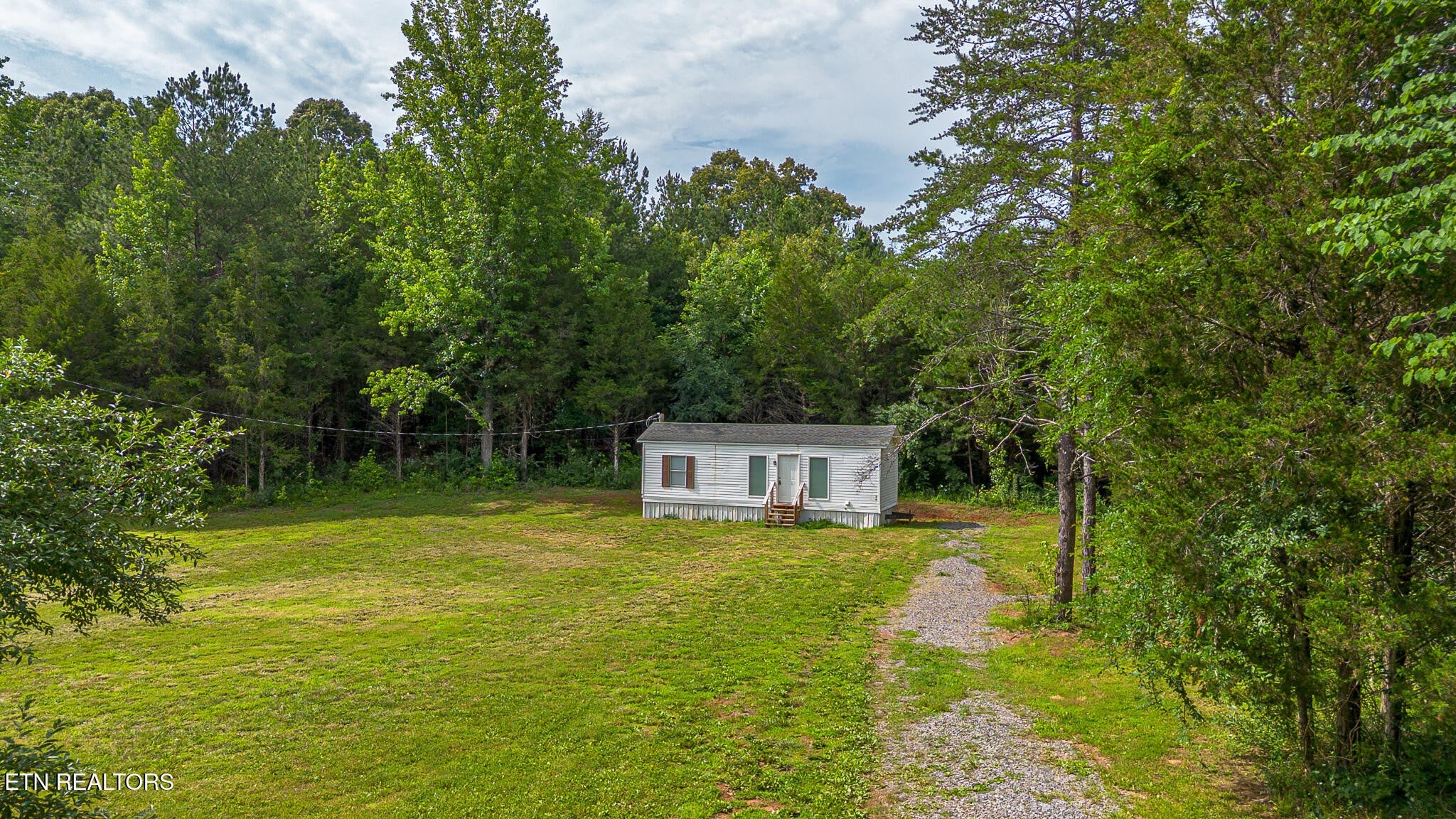 1541 Highway 163