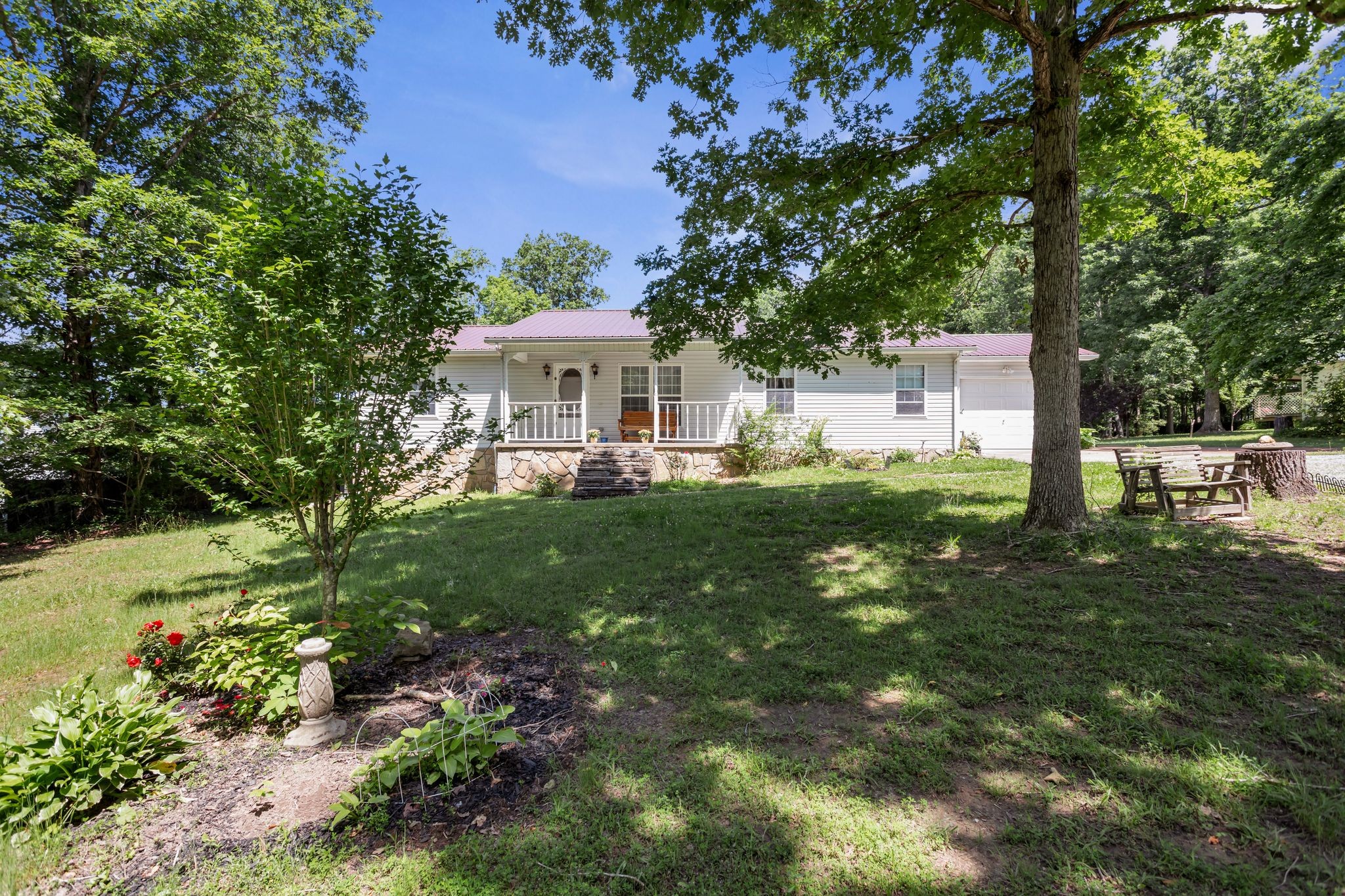 300 Troy Ln