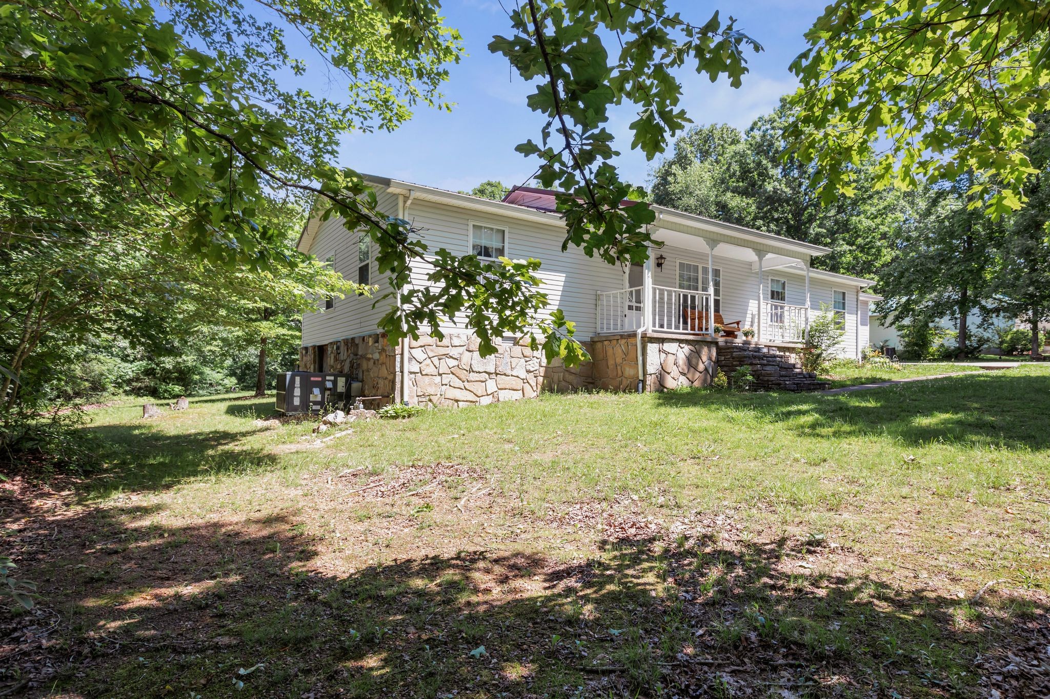 300 Troy Ln