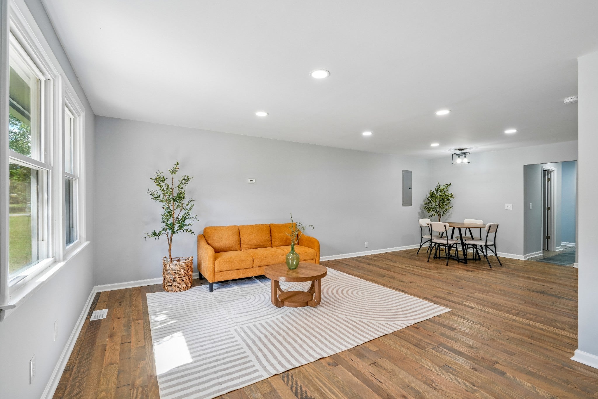 206 Tarrytown Dr