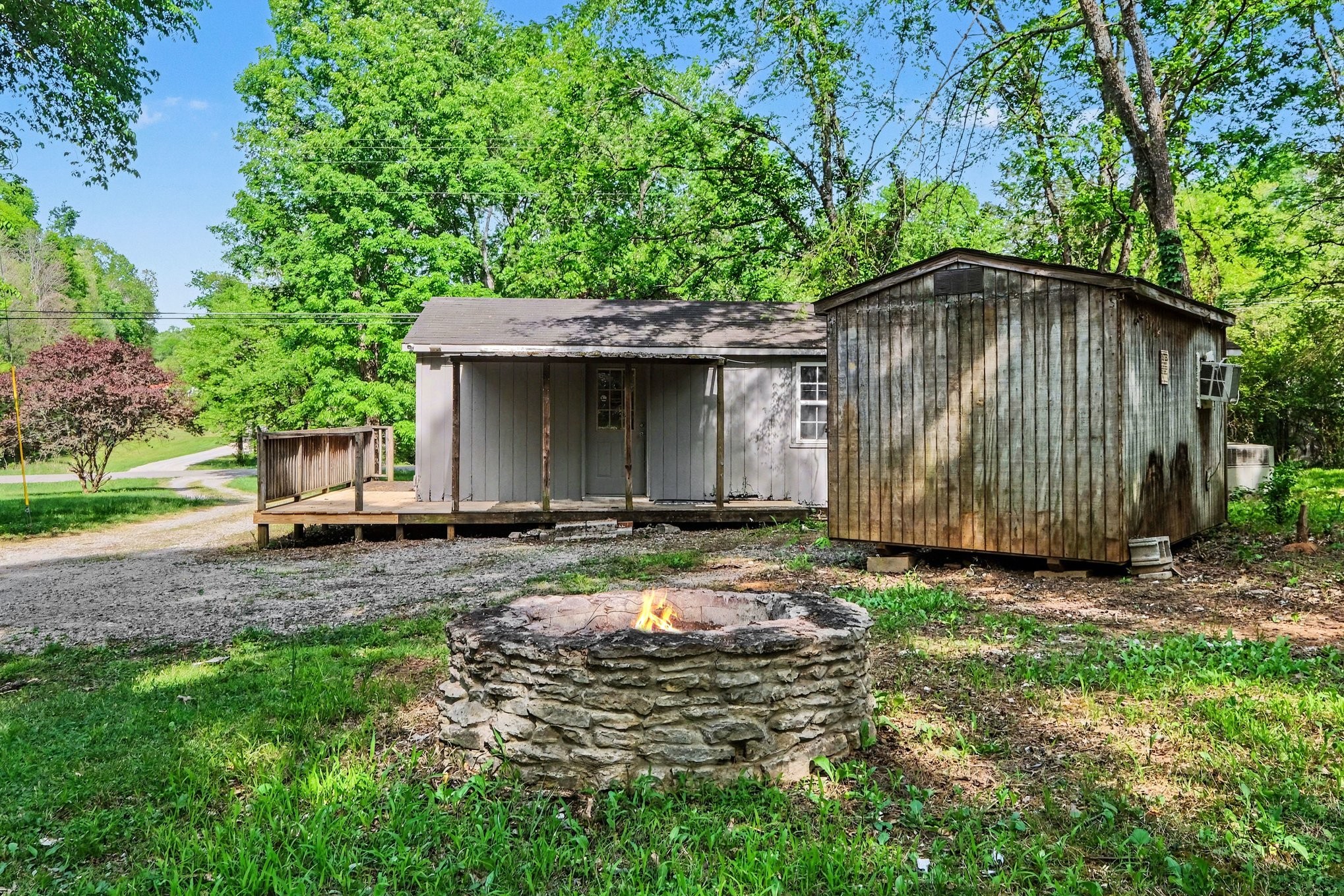 1422 Canoe Branch Rd