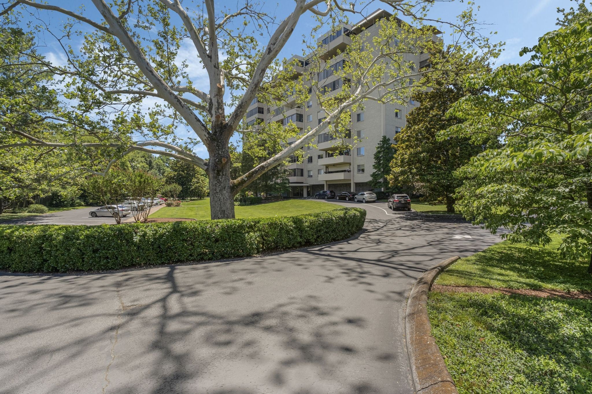 2-bed listing at 105 Leake Ave 25, Nashville
