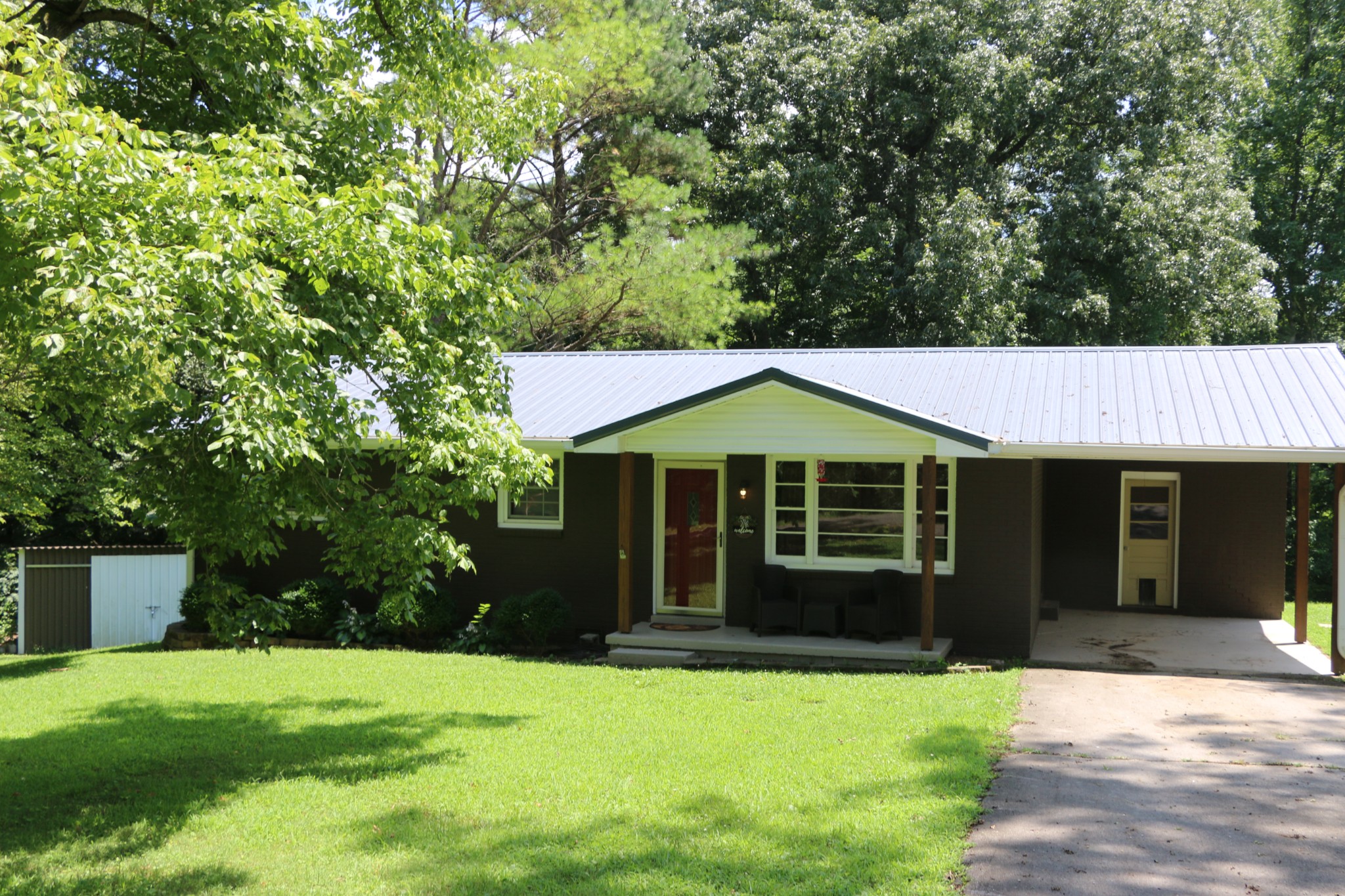 724 Thomas Ave