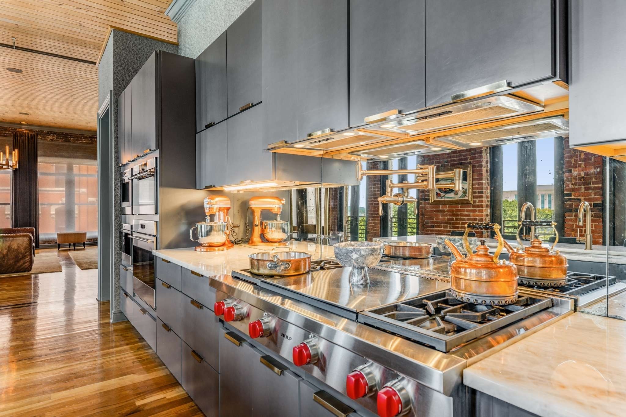 227 2nd Ave N 101 & #401