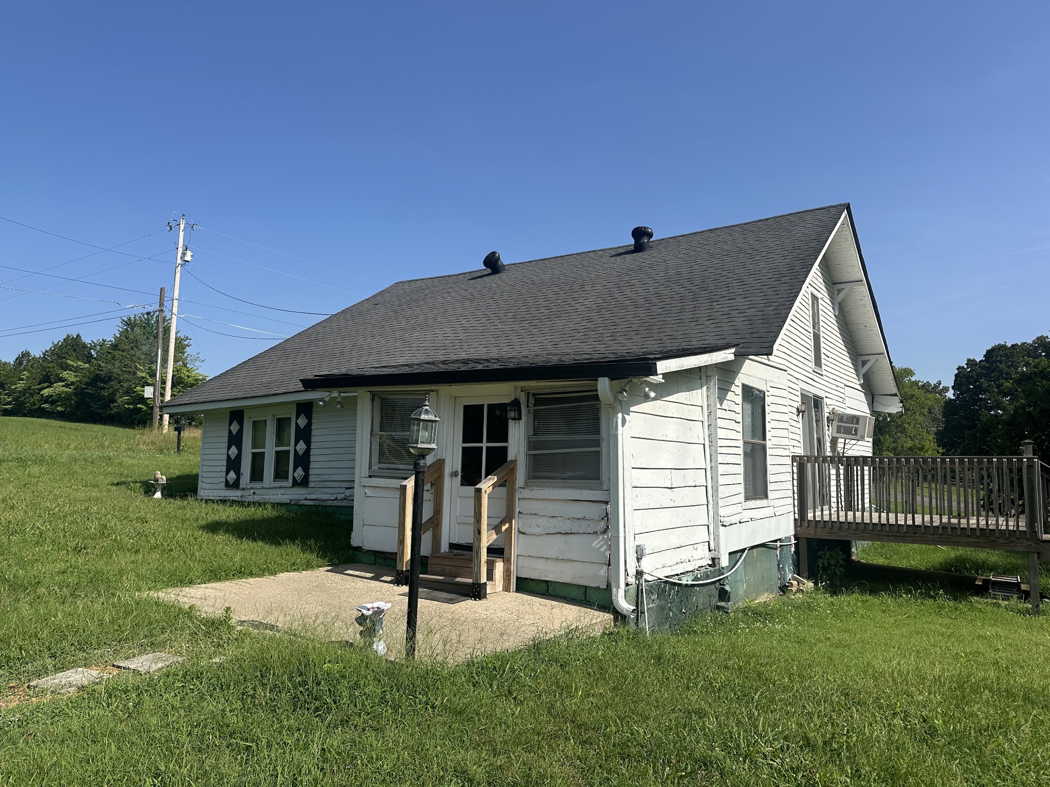260 Ranch Rd