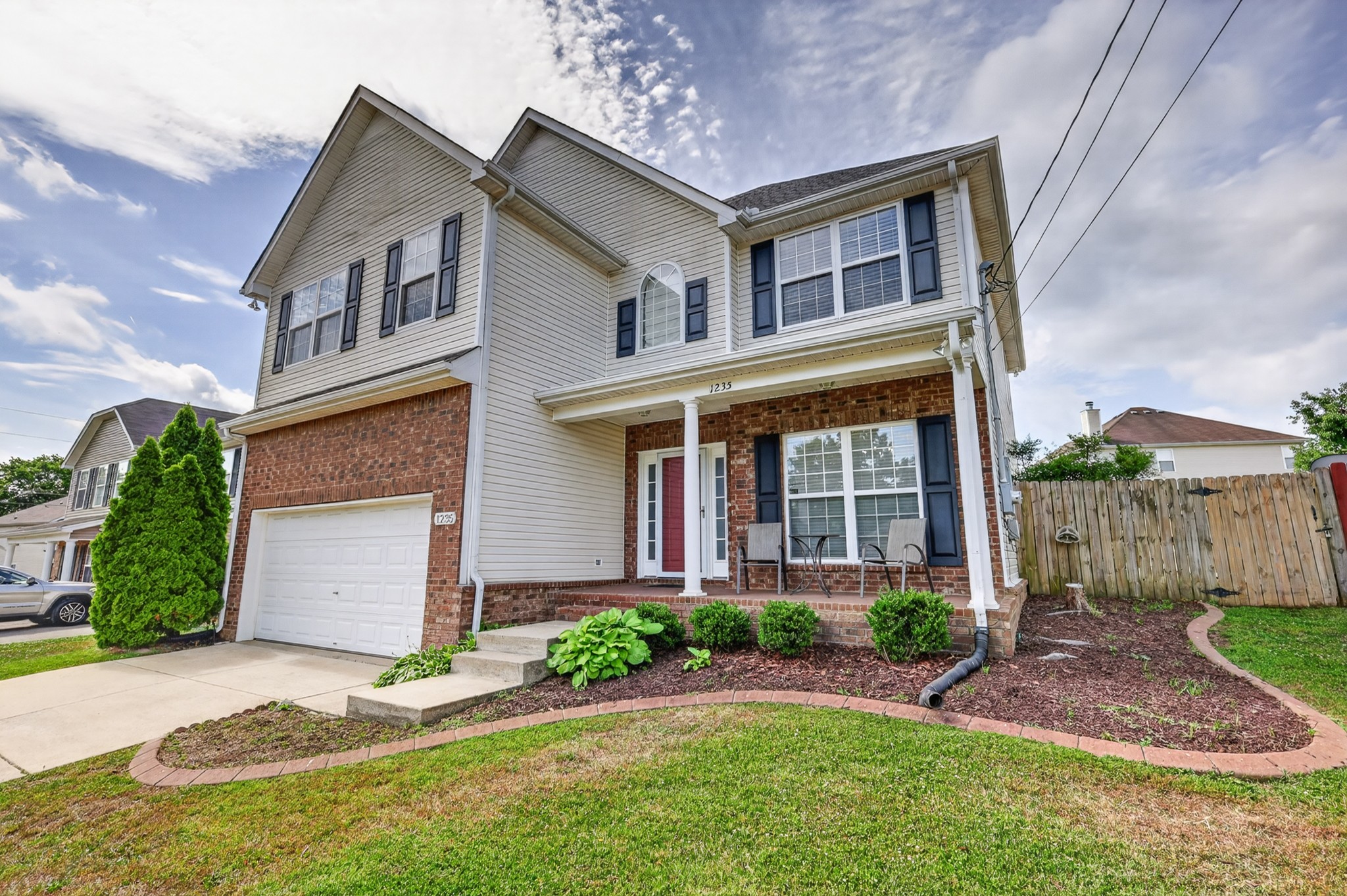 1235 Lasalle Dr