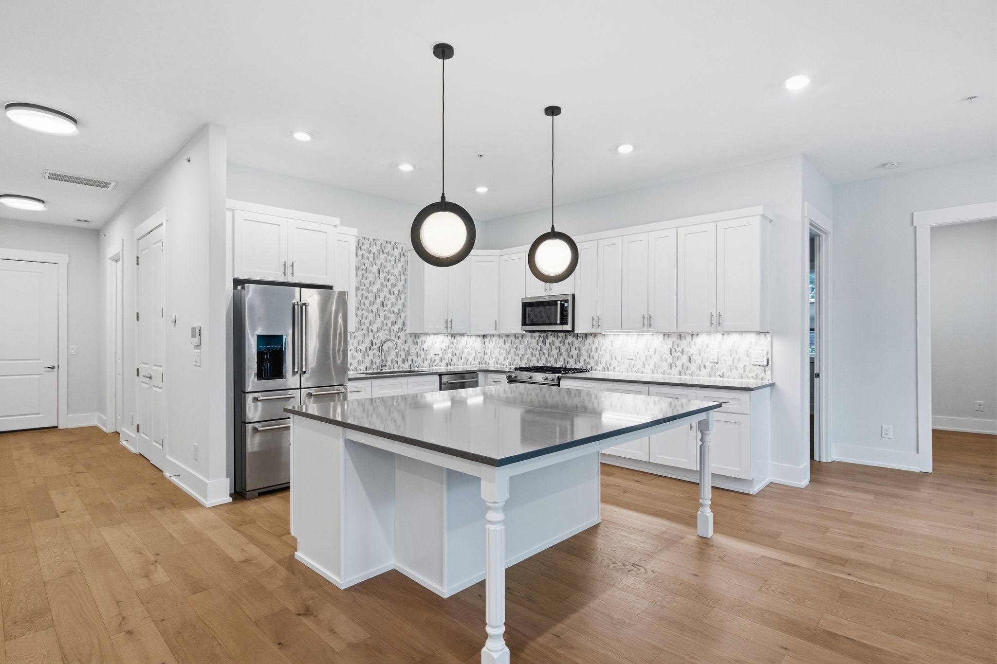 119 Acklen Park Dr 101