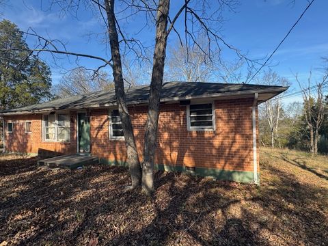 135 Fisk Dr La Vergne TN 37086