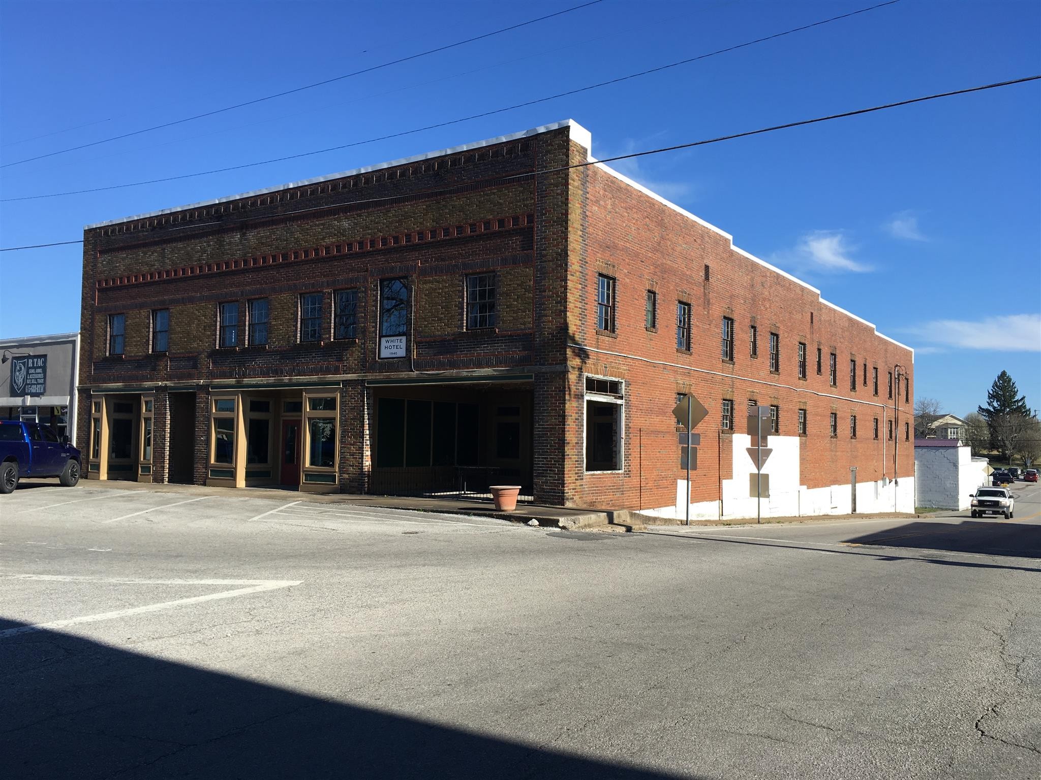 1 Public Square