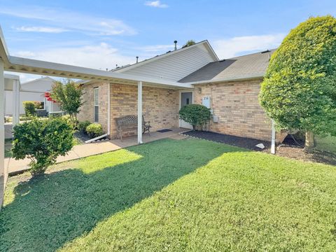 314 Lake Chateau Dr Hermitage TN 37076