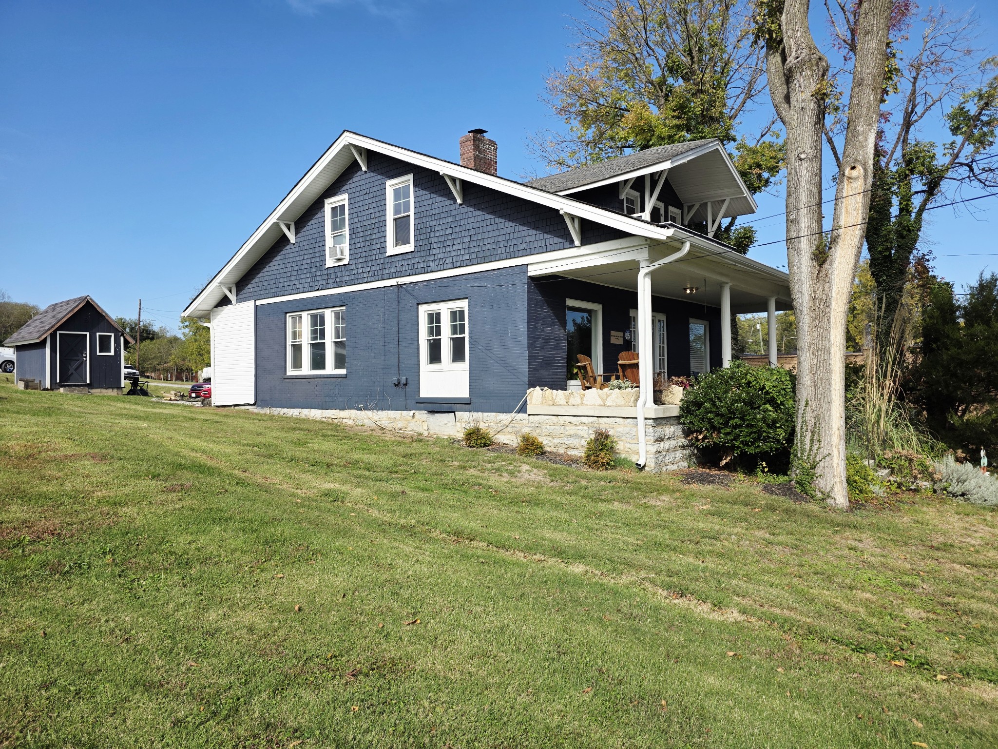 214 N Main St