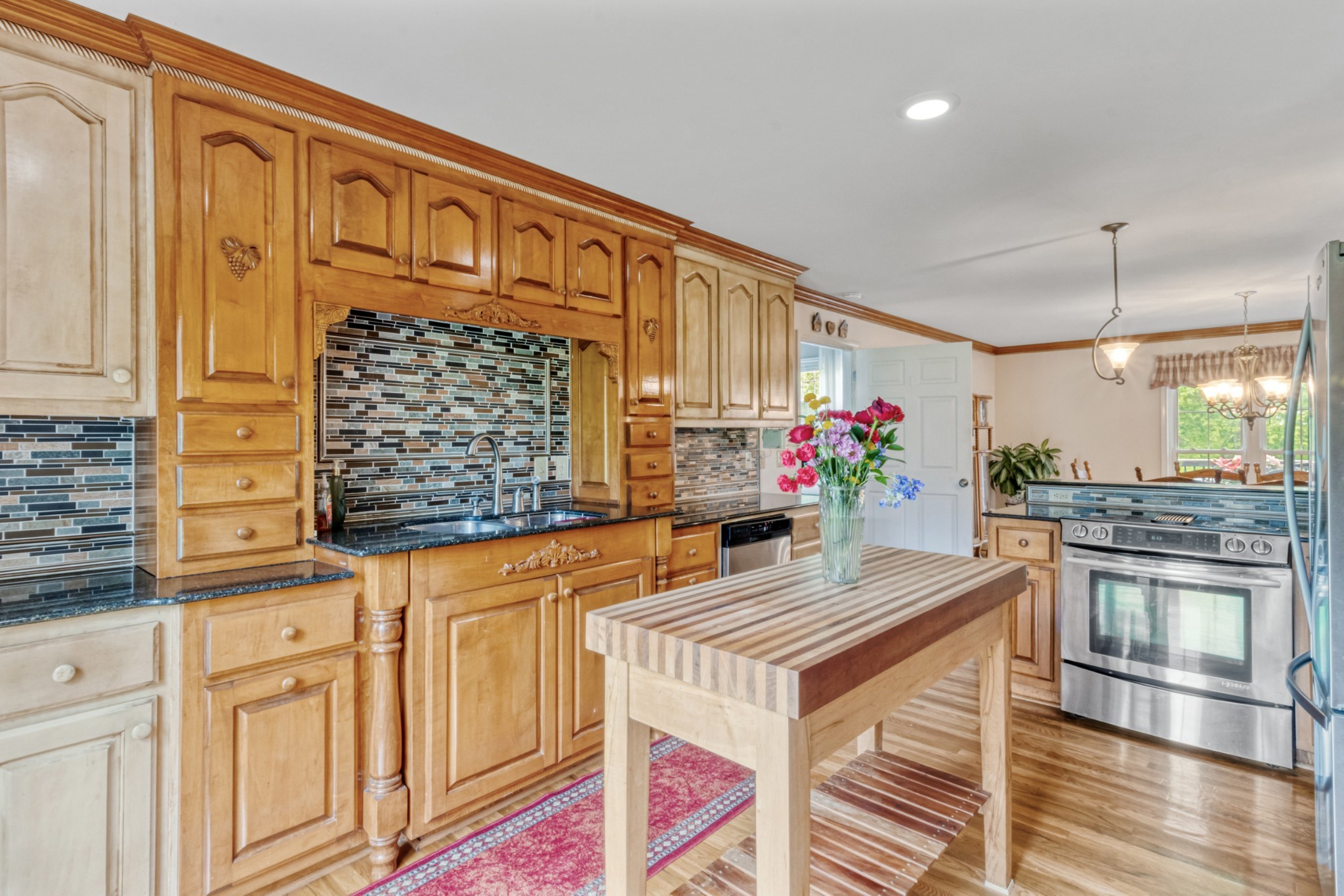 3668 Stonecreek Dr