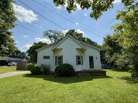 Photo of 629 Martha Ave, Gallatin, TN 37066 (MLS # 3256182)