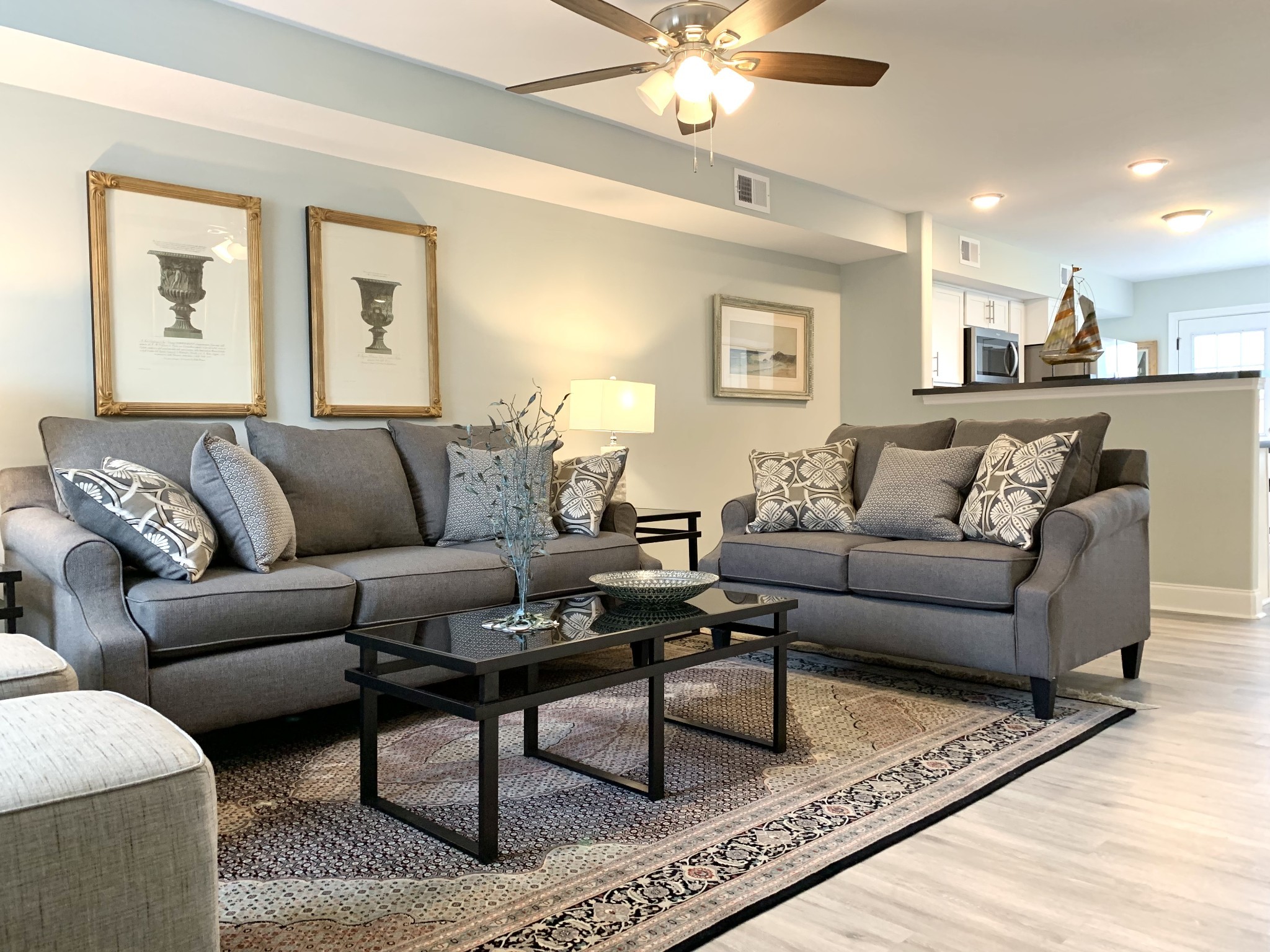915 Sinclair Dr 503
