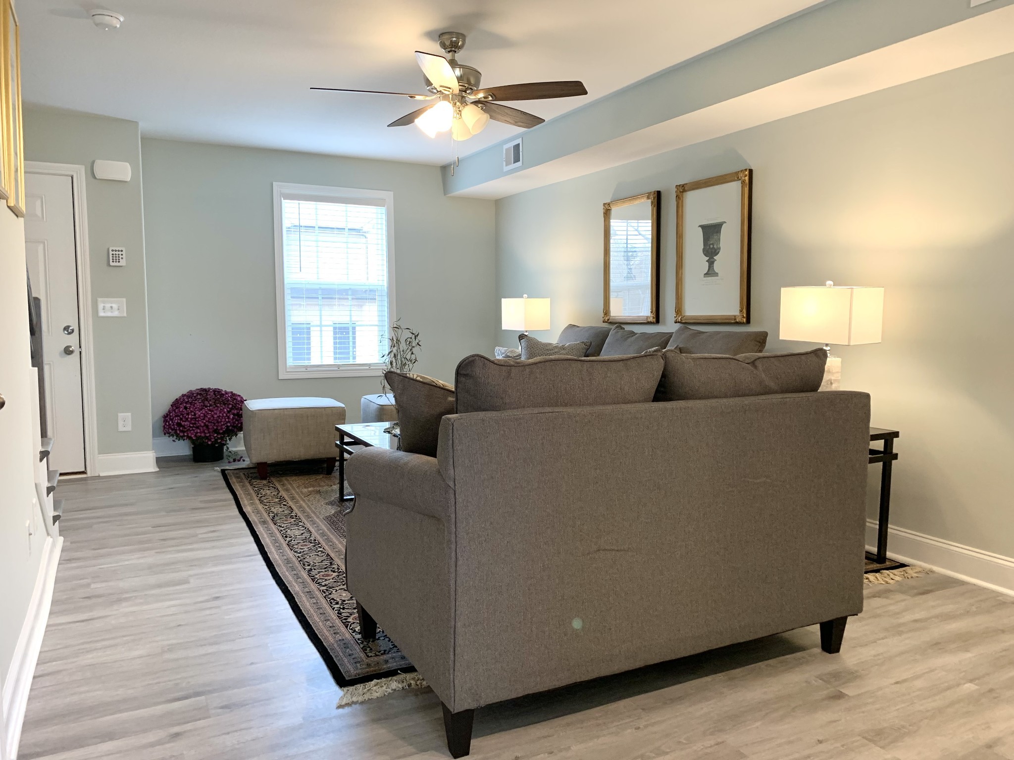 915 Sinclair Dr 503
