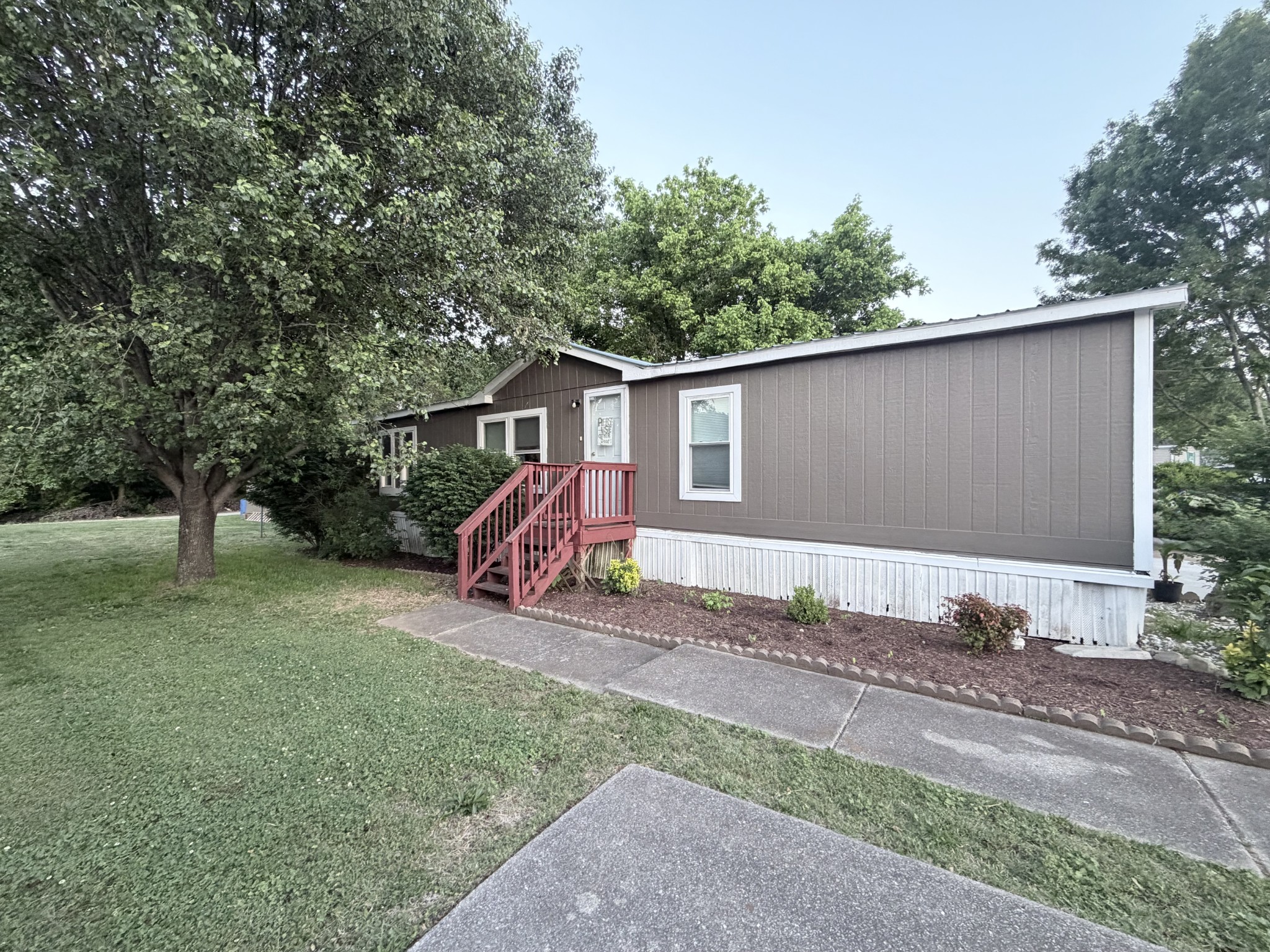 701 Enon Springs Rd E