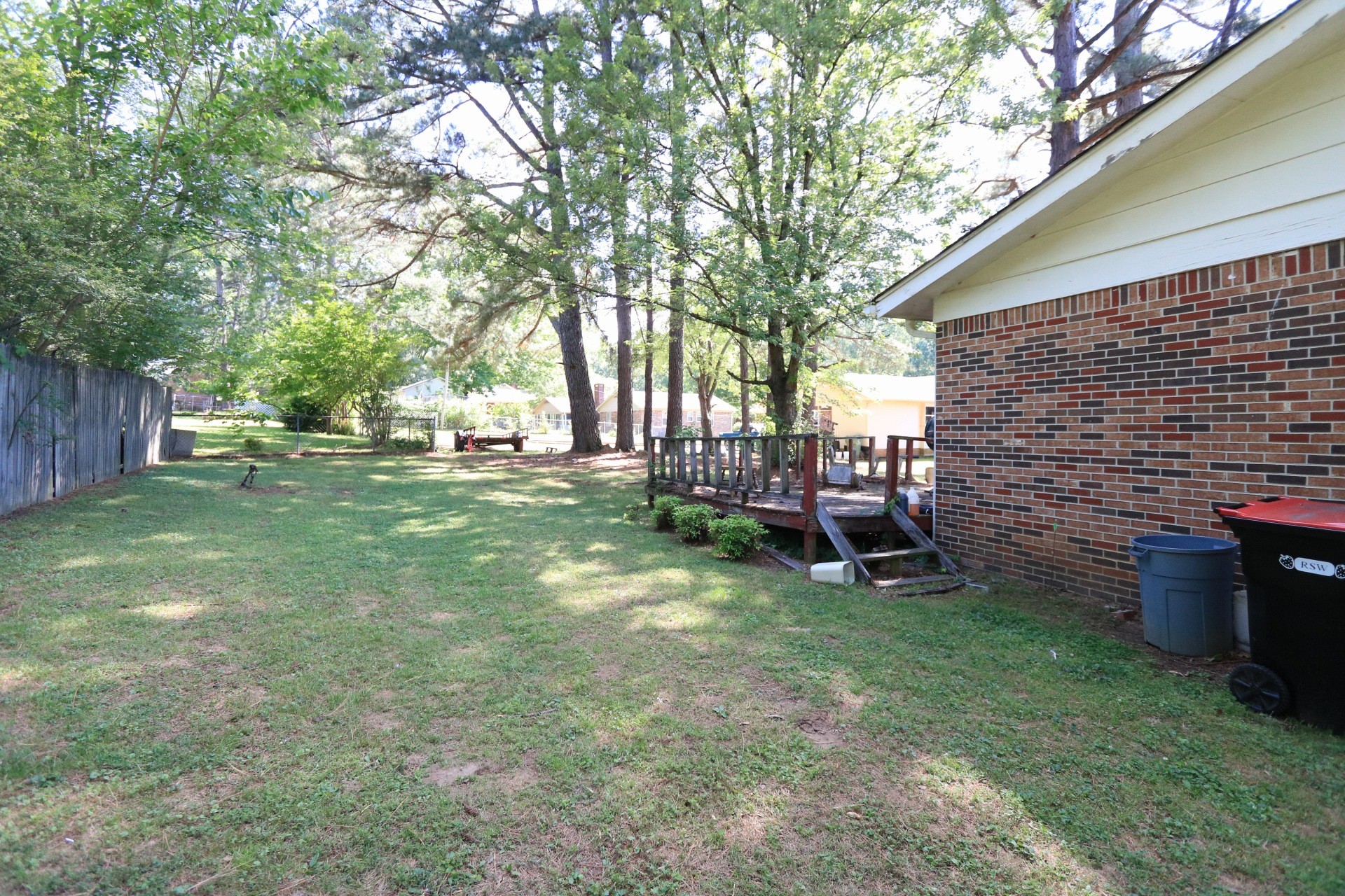 3120 N Circle Dr - Photo 4