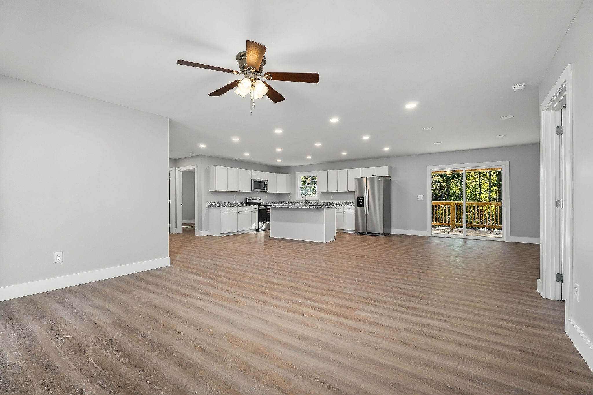 1053 Benton Tidwell Rd