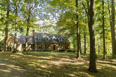 201 Tanglewood Dr Dickson TN 37055