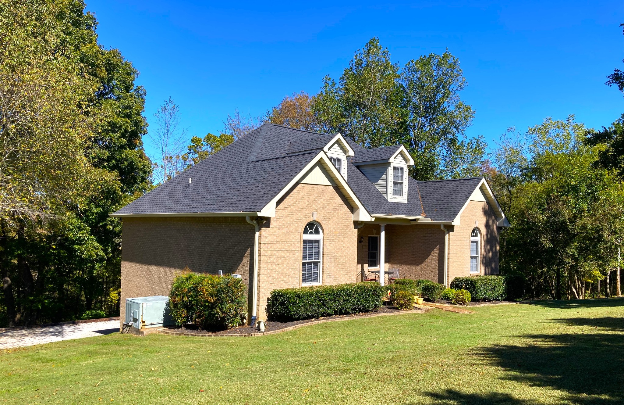 1225 Meeks Cemetery Rd