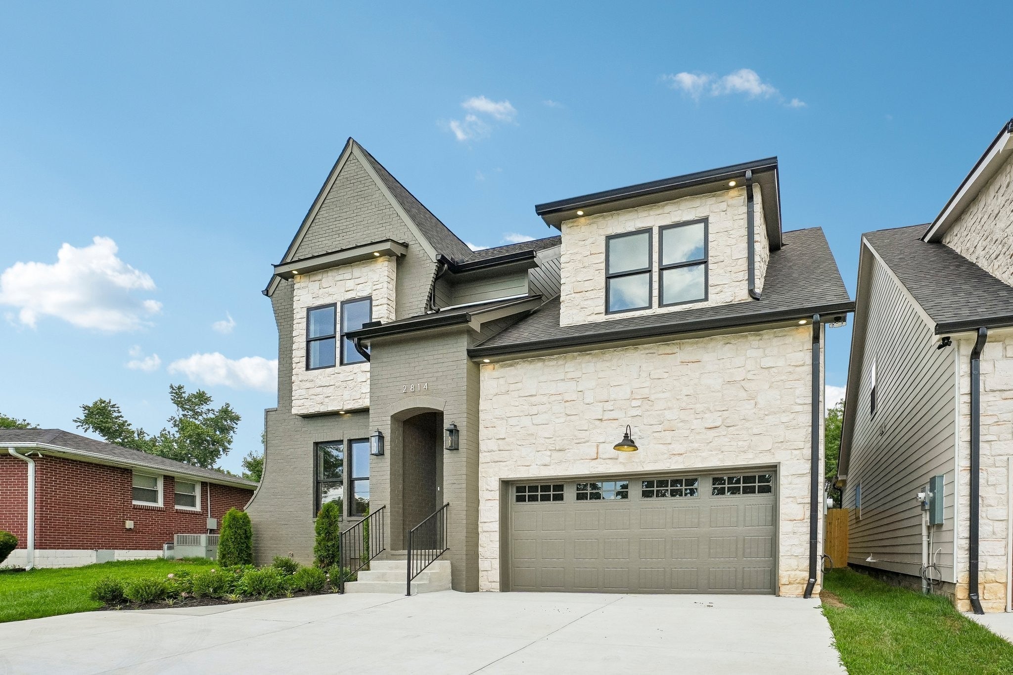 2814 Harriette Ct