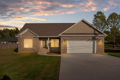 415 Bumpas Rd Lawrenceburg TN 38464