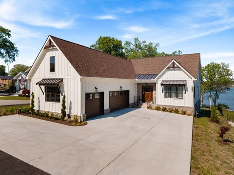 3005 Lakeshore Dr A & B Old Hickory TN 37138