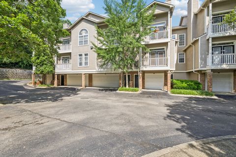 2045 Stokes Ln Nashville TN 37215