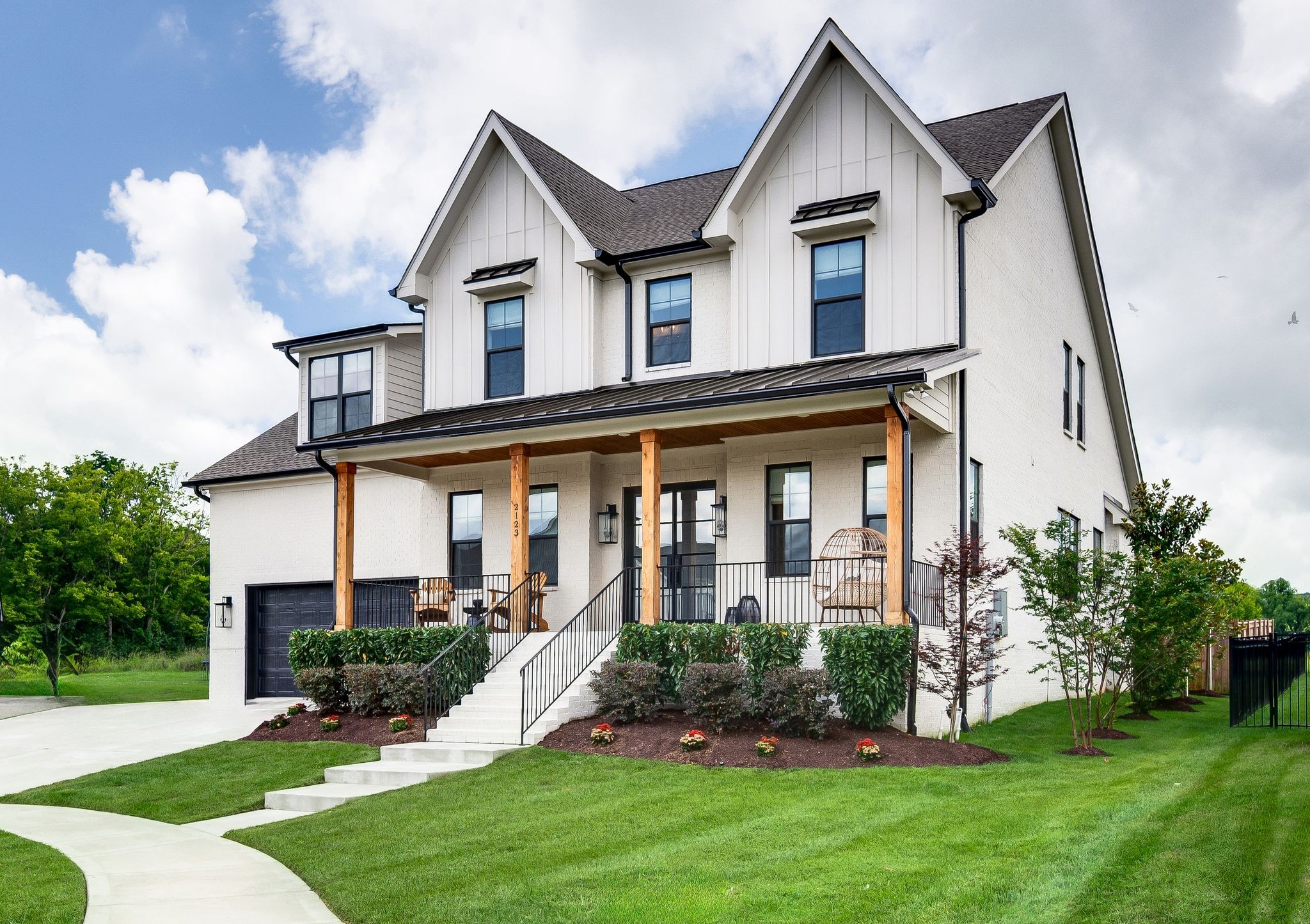 2123 Burgin Dr