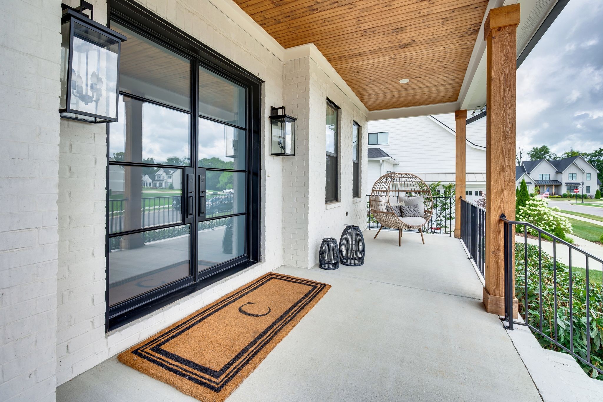 2123 Burgin Dr