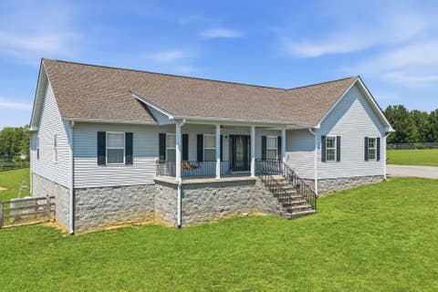 Photo of 2033 Connie Allen Rd, Mc Kenzie, TN 38201 (MLS # 3259716)