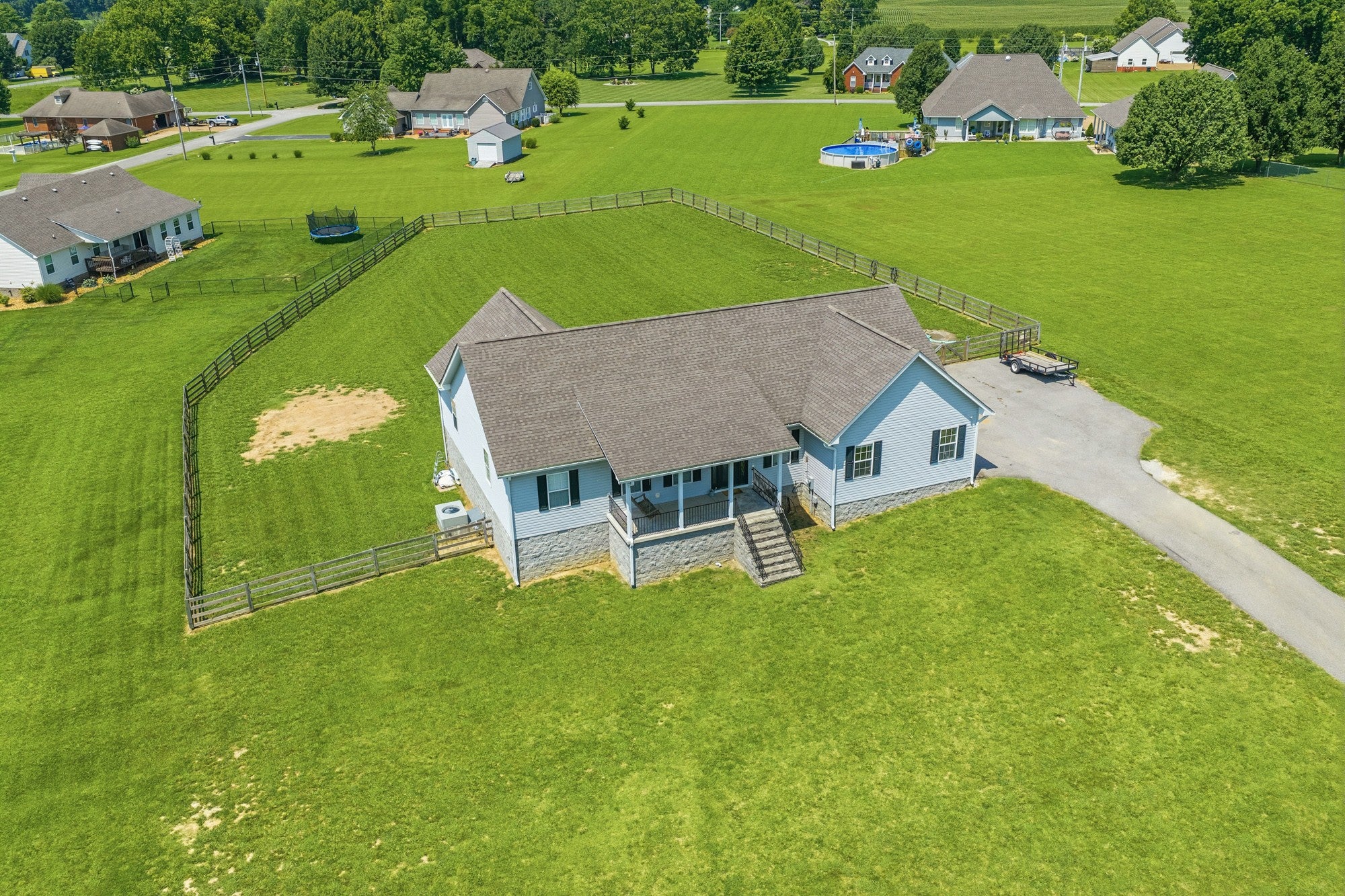 2033 Connie Allen Rd