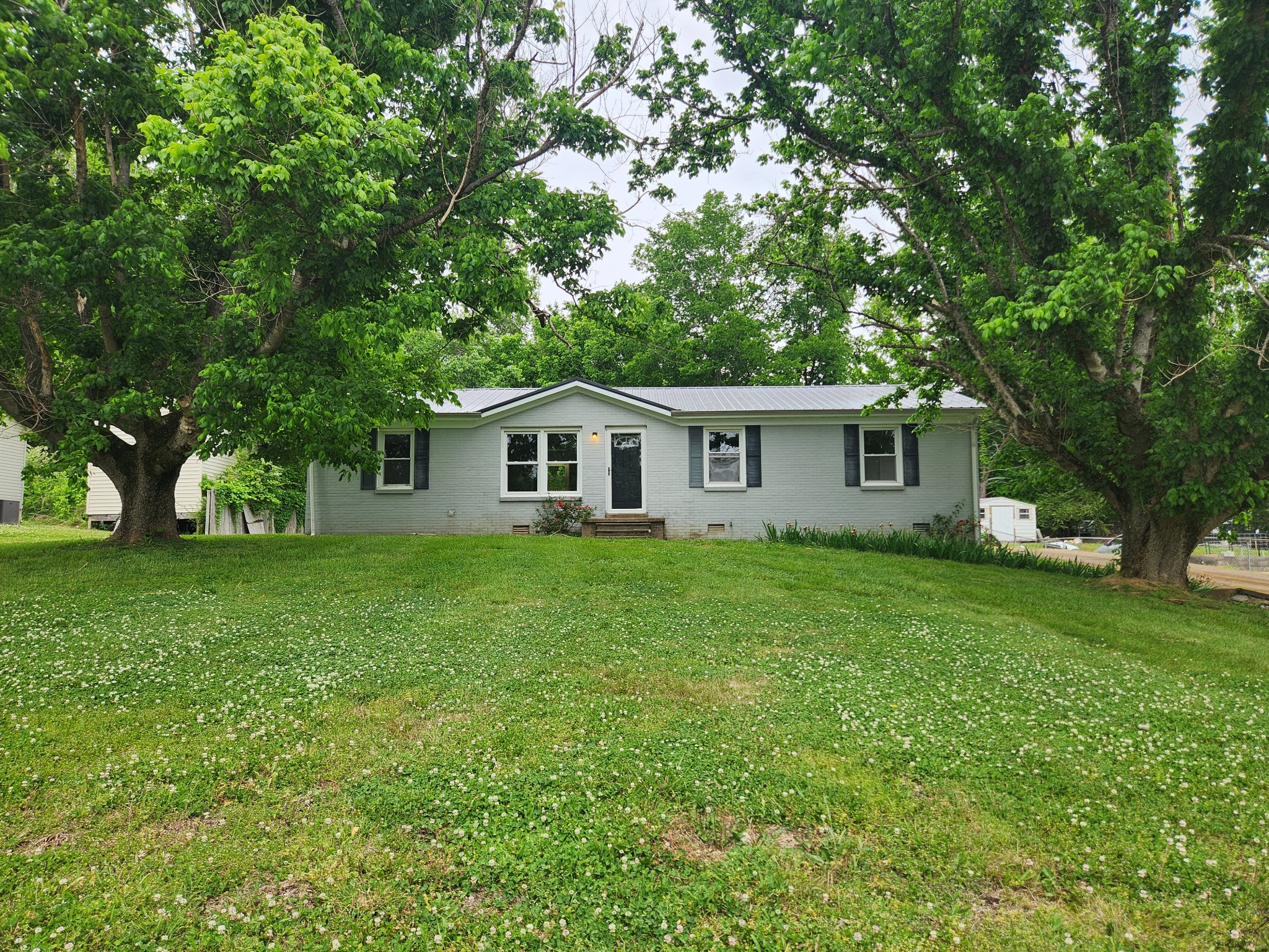 4176 Hampshire Pike