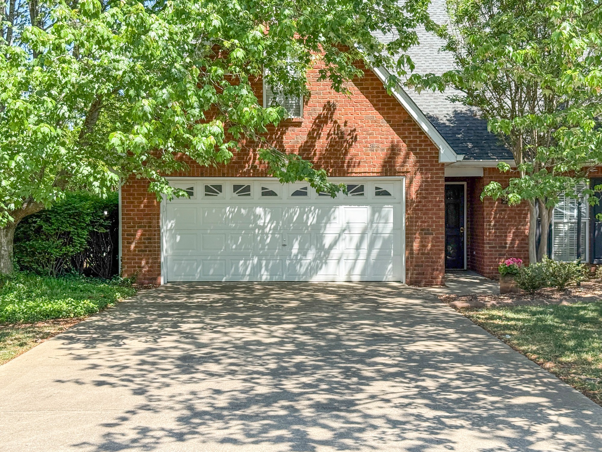 215 Seminole St