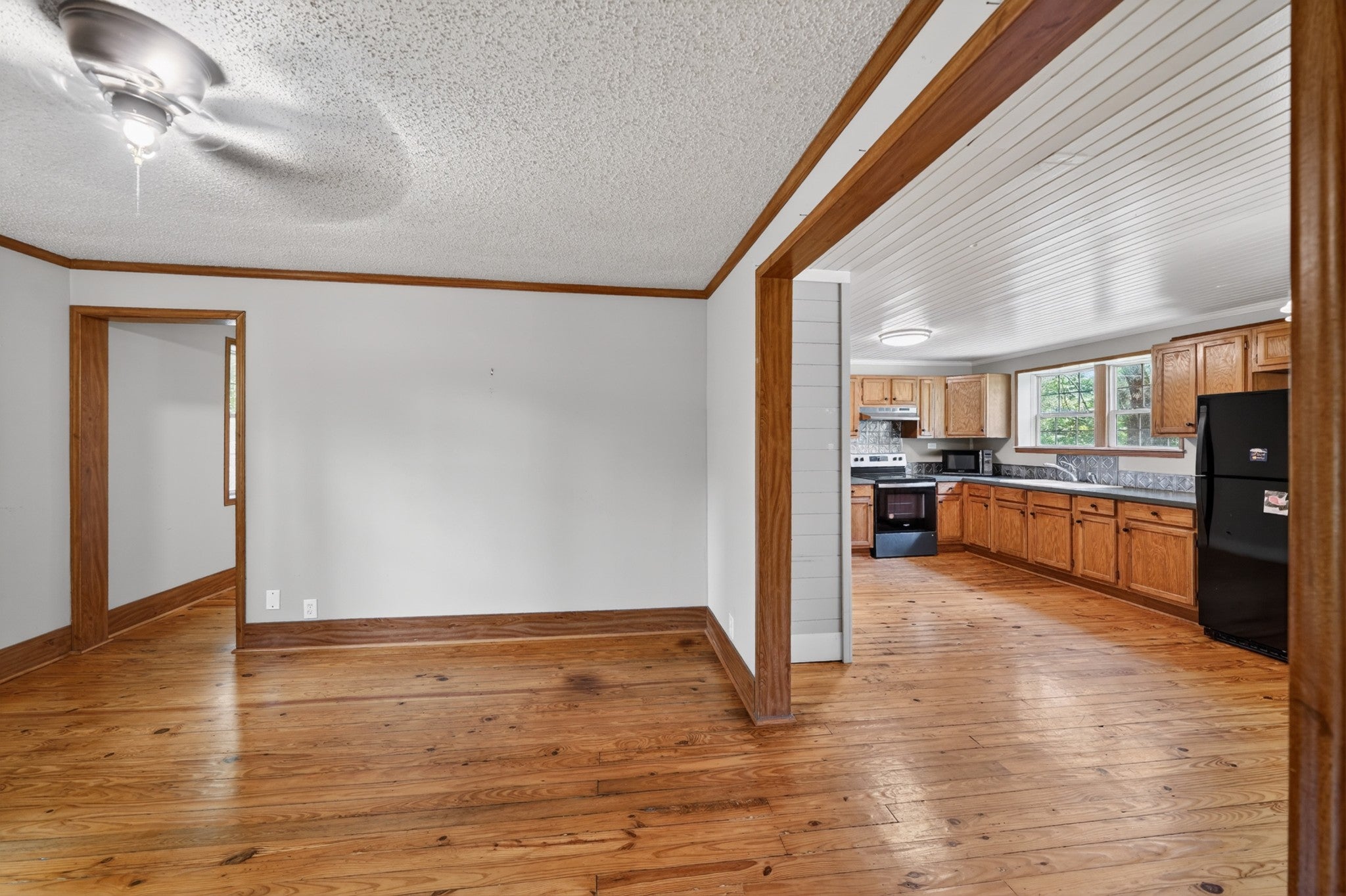 432 Moore Hollow Rd
