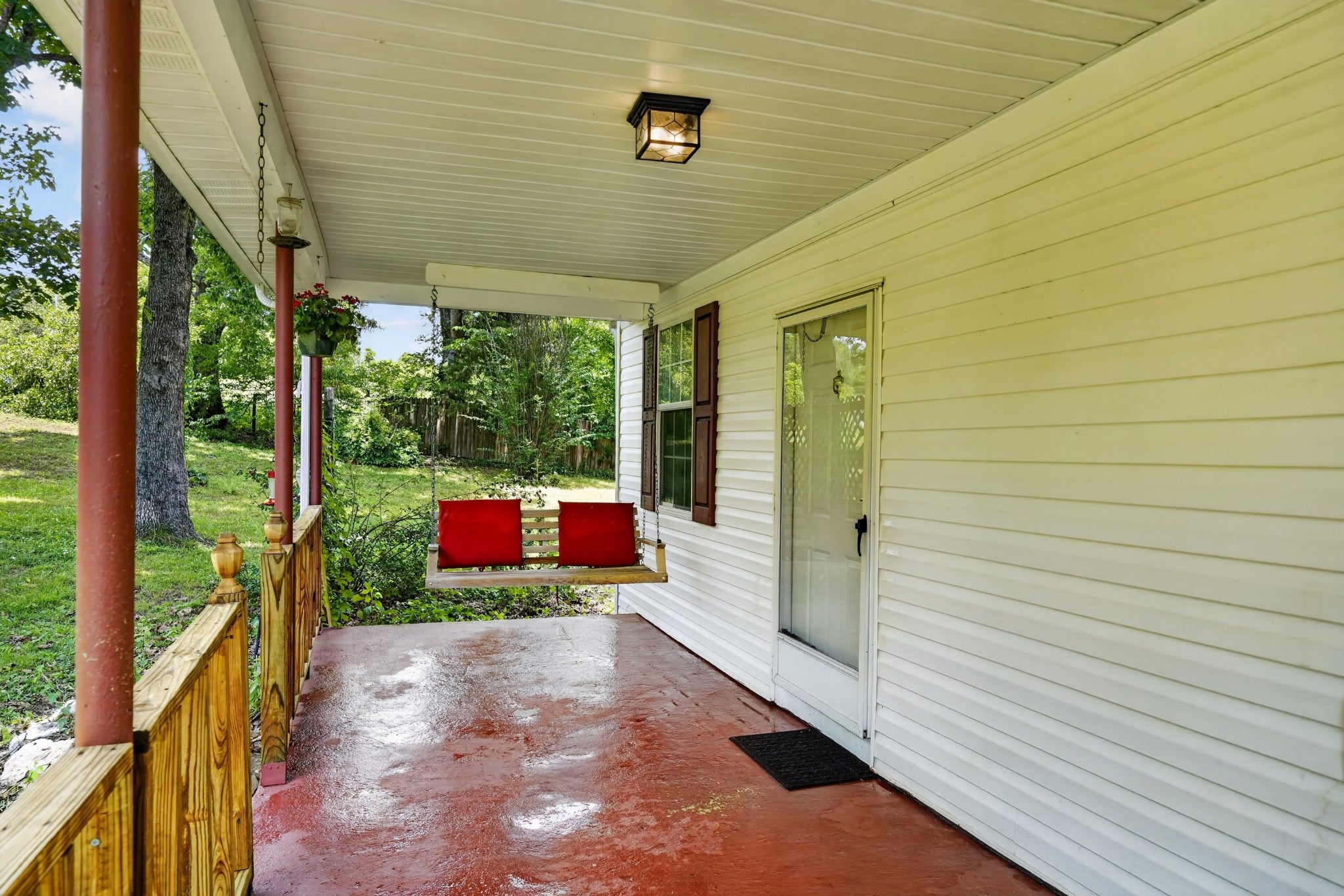432 Moore Hollow Rd