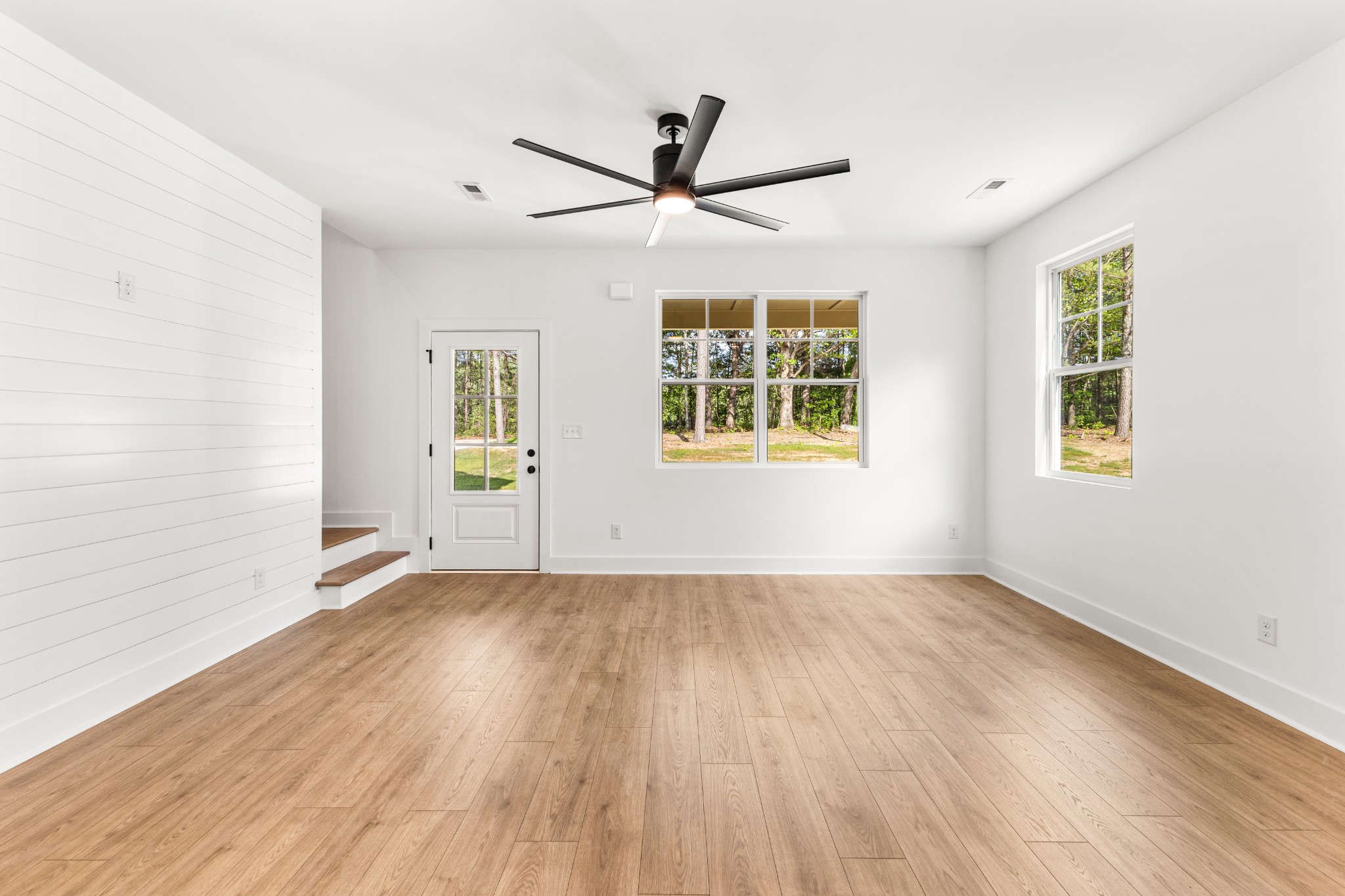 1013 Walnut Grove Rd