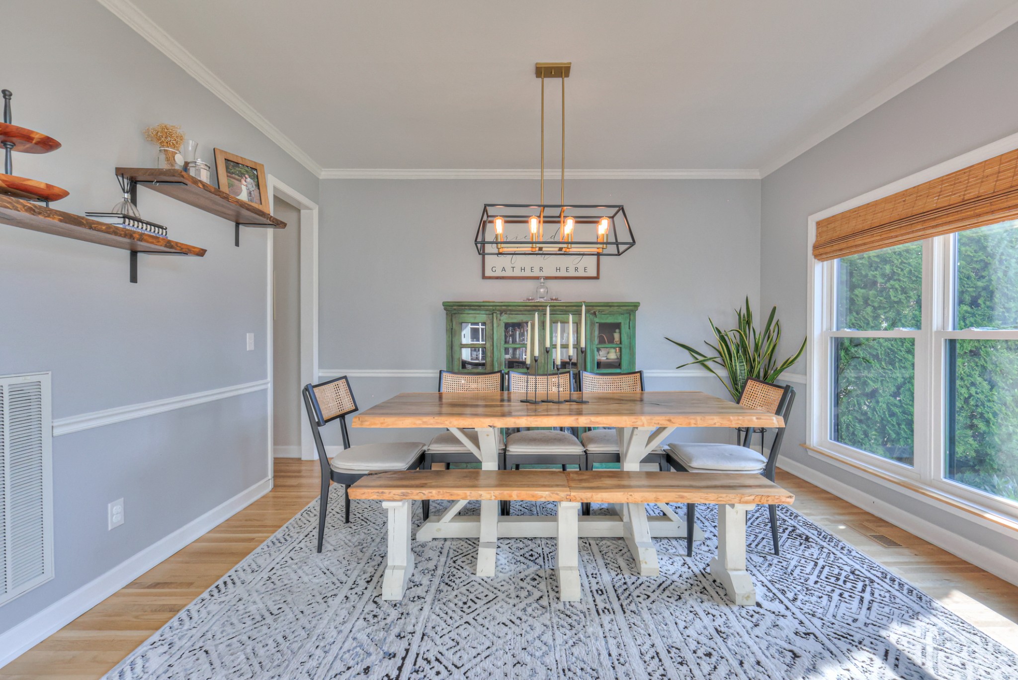 1317 Saybrook Xing